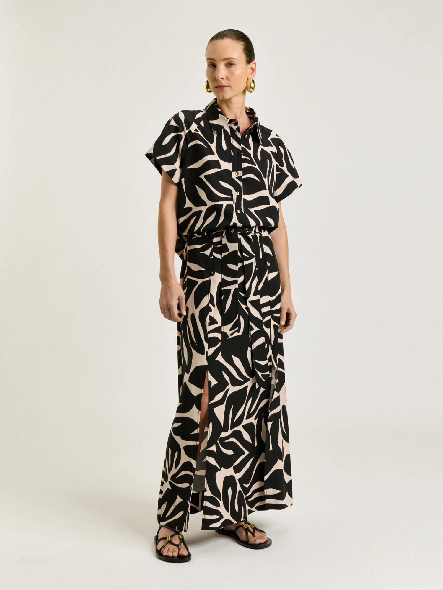 BLACK FOLIAGE MAXI SKIRT - Image 3