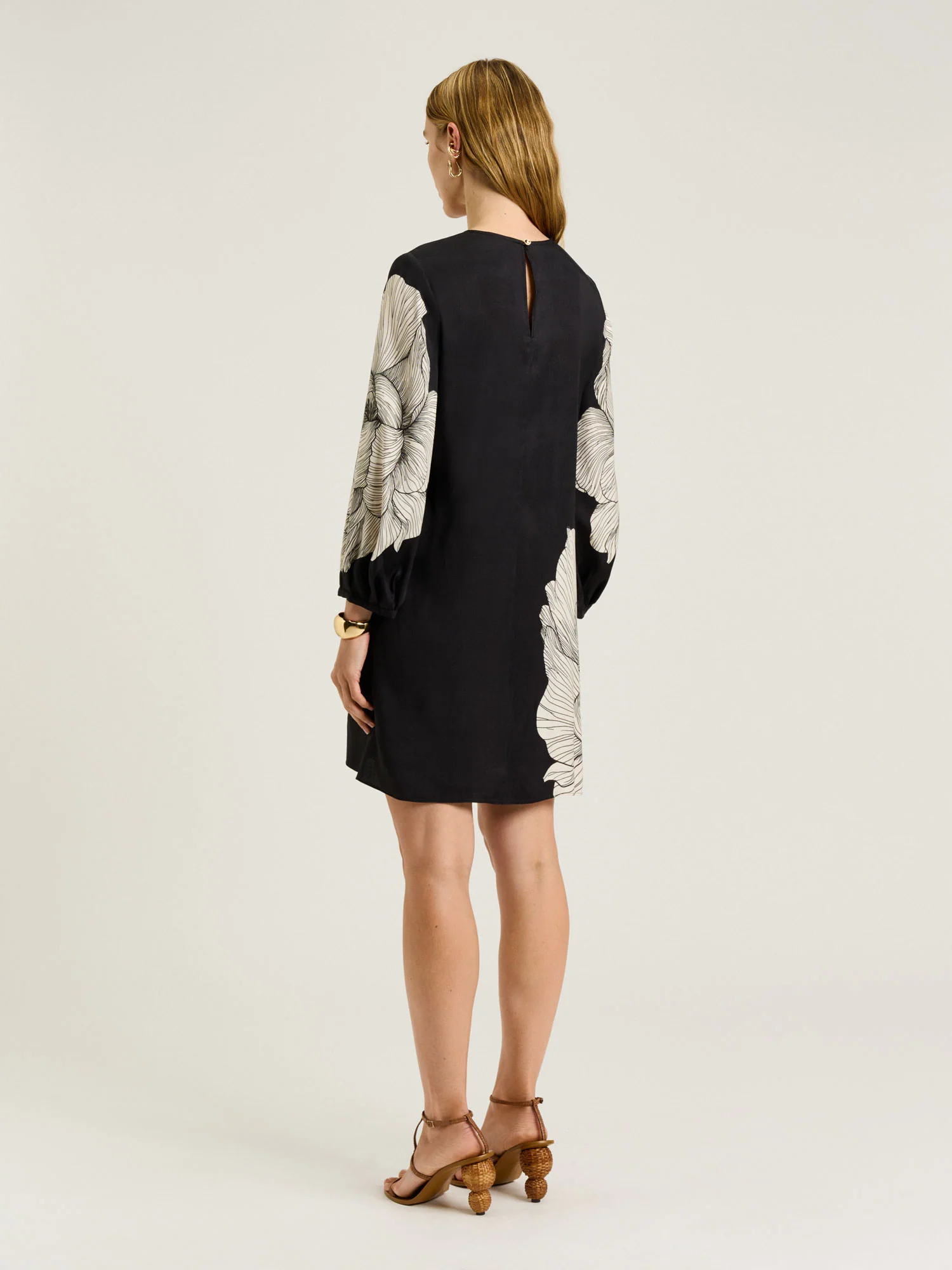 BLACK POPPY TWILL BLOUSON SLEEVE SHIFT DRESS - Image 4