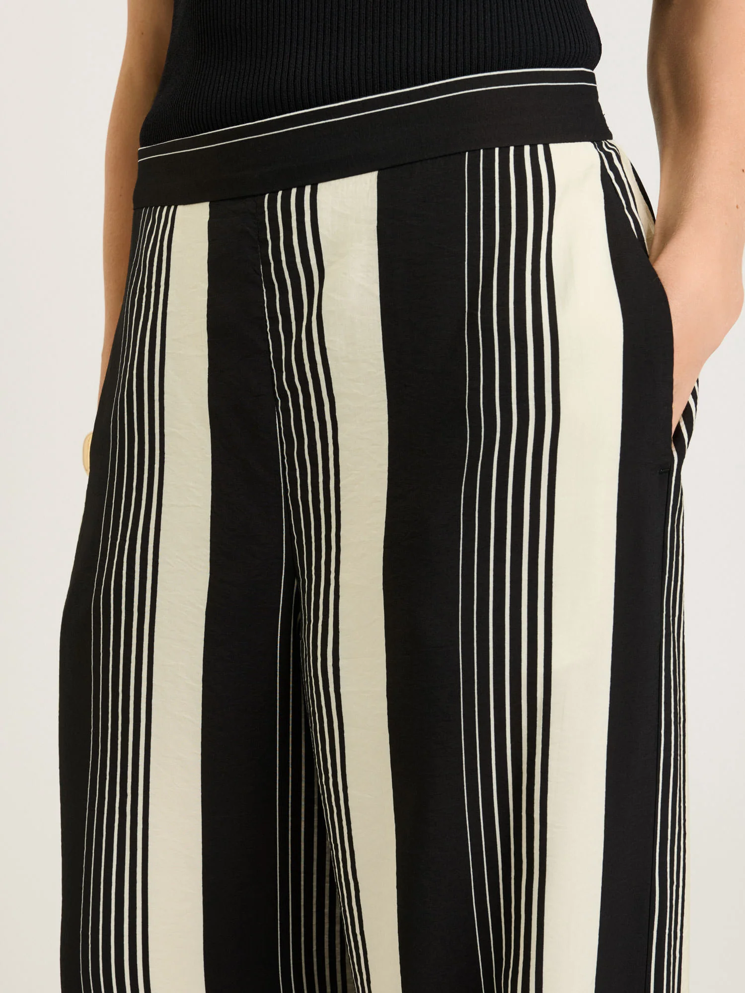BOLD STRIPE RELAXED PANT - Image 4