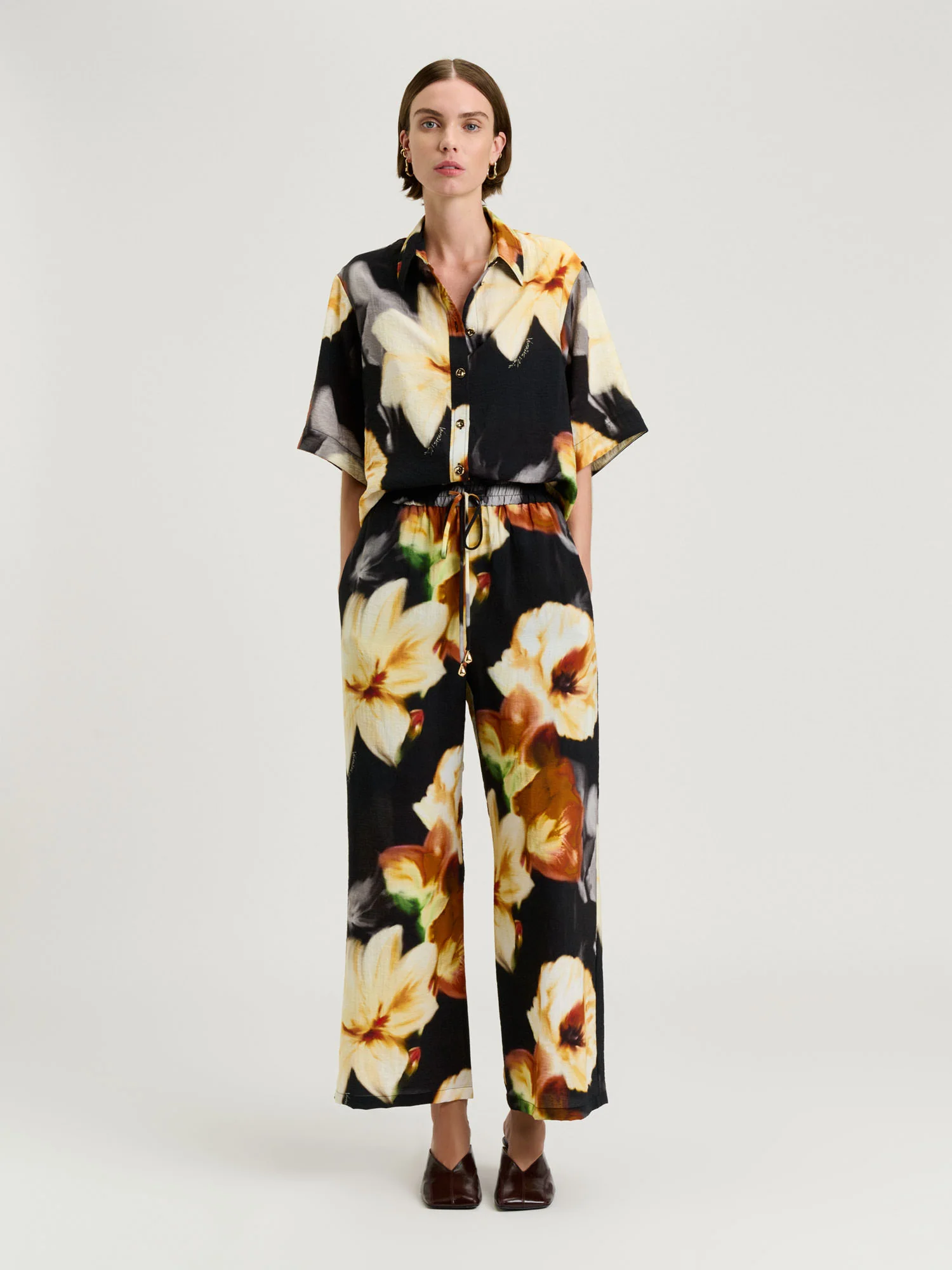 BOTANICAL FLORAL SHORT SLEEVE SHIRT - Image 2
