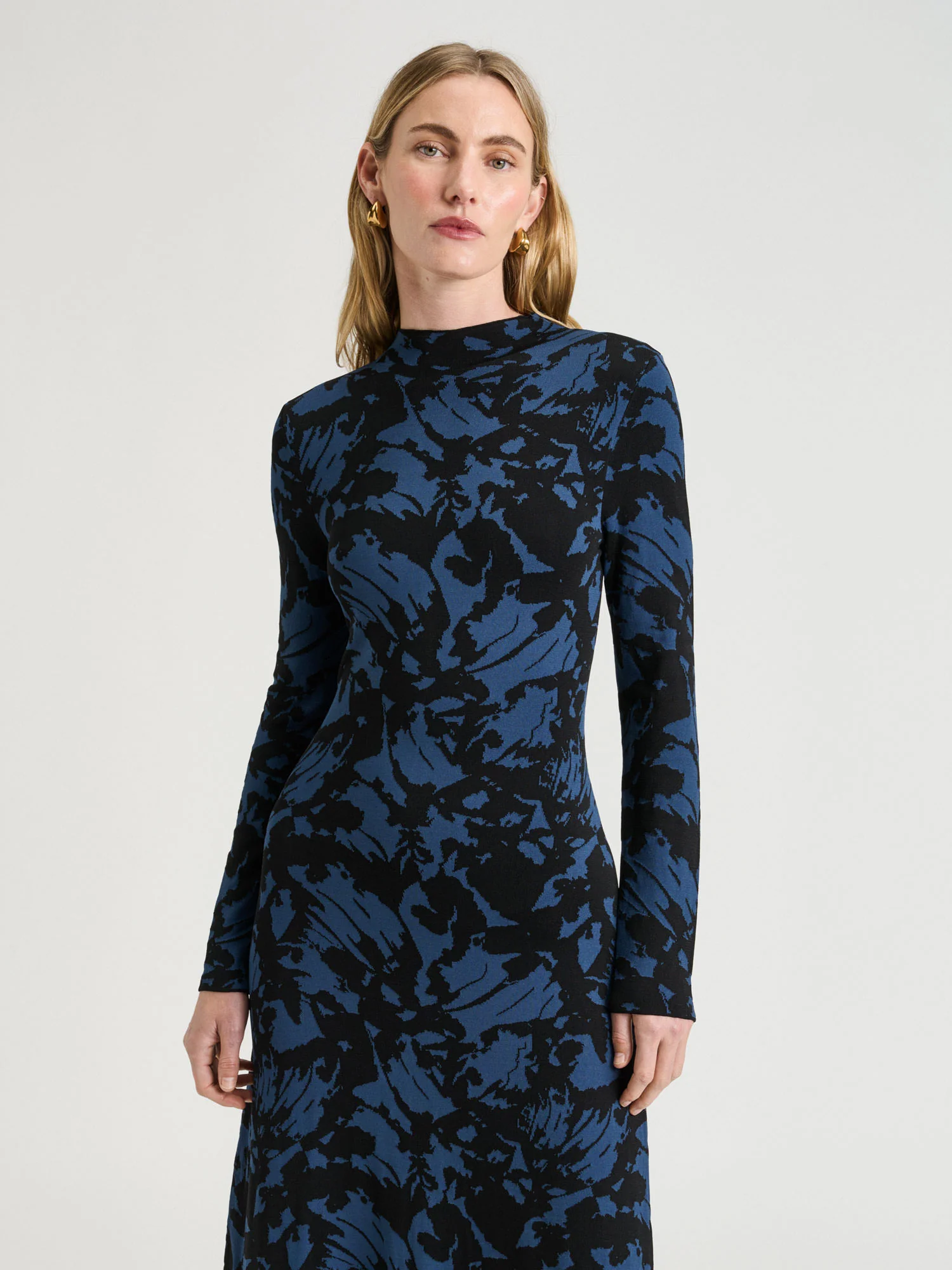 BUTTERFLY JACQUARD KNIT DRESS - Image 2