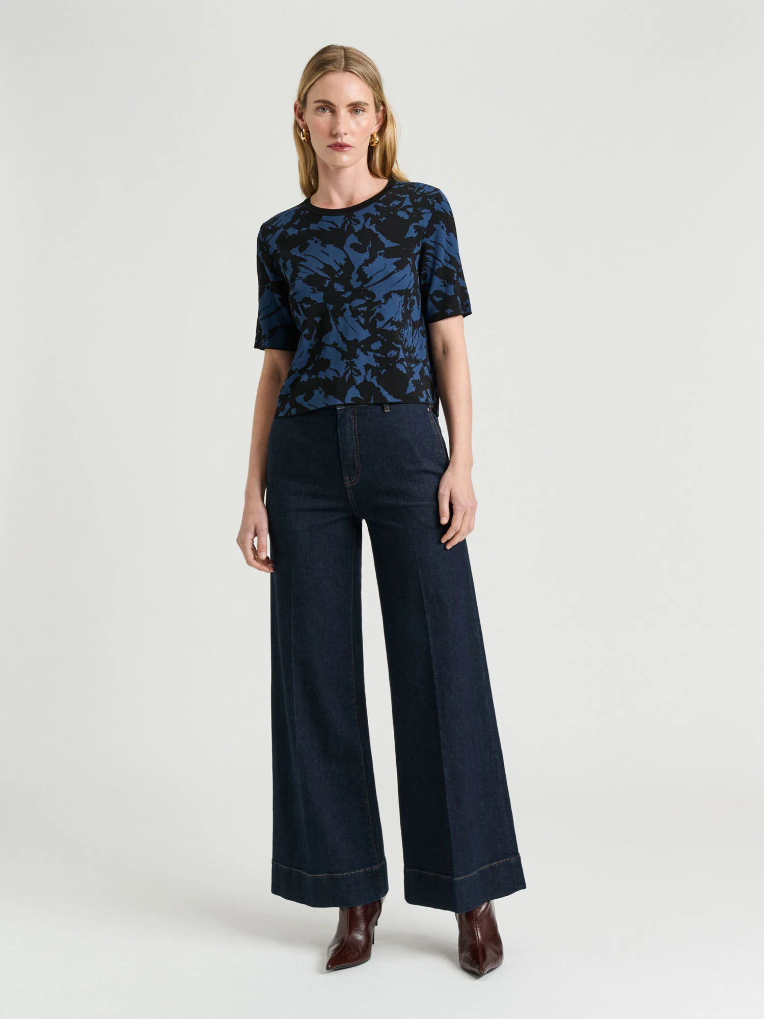 BUTTERFLY JACQUARD KNIT TEE - Image 2