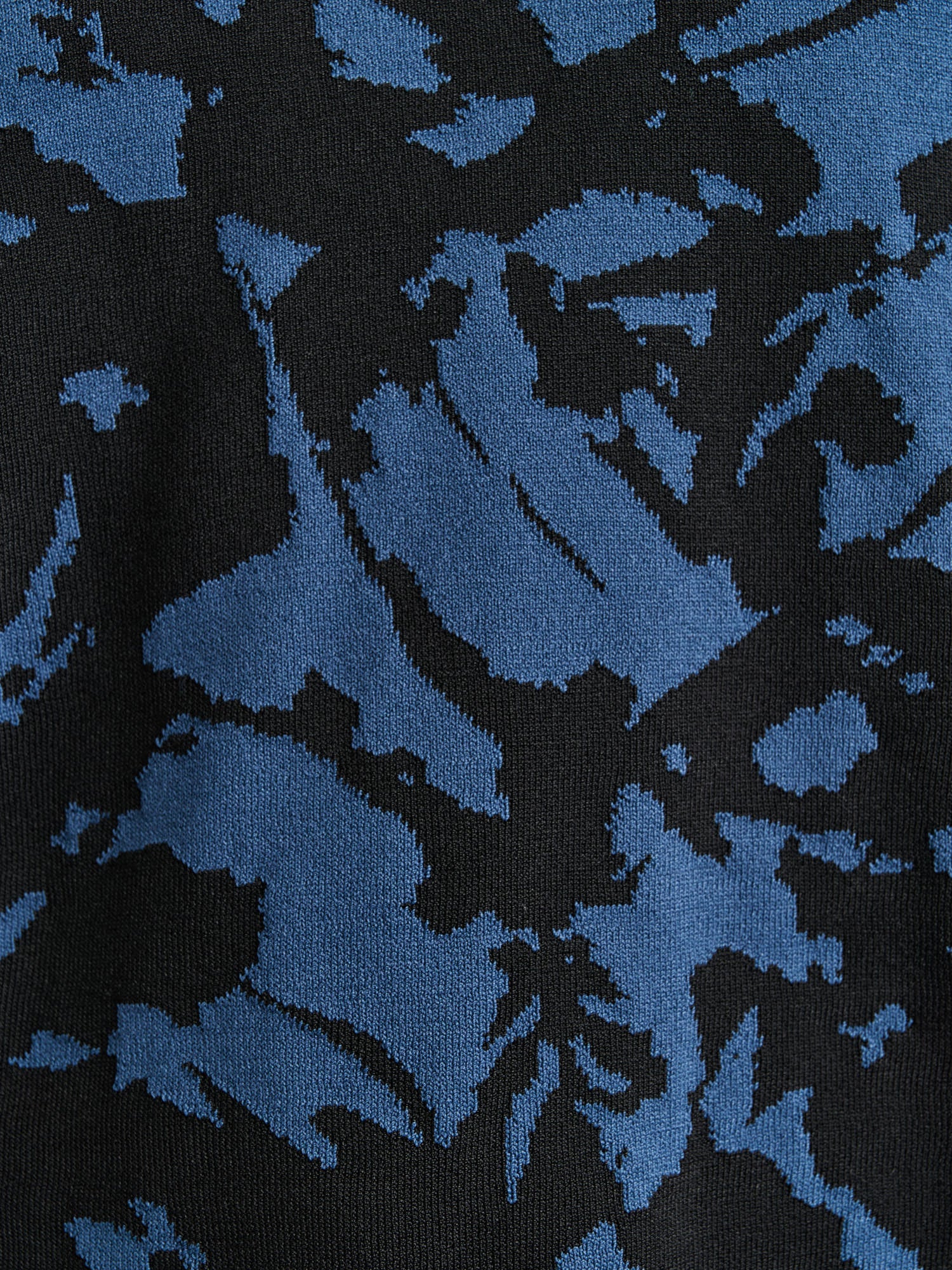 BUTTERFLY JACQUARD KNIT TEE - Image 4