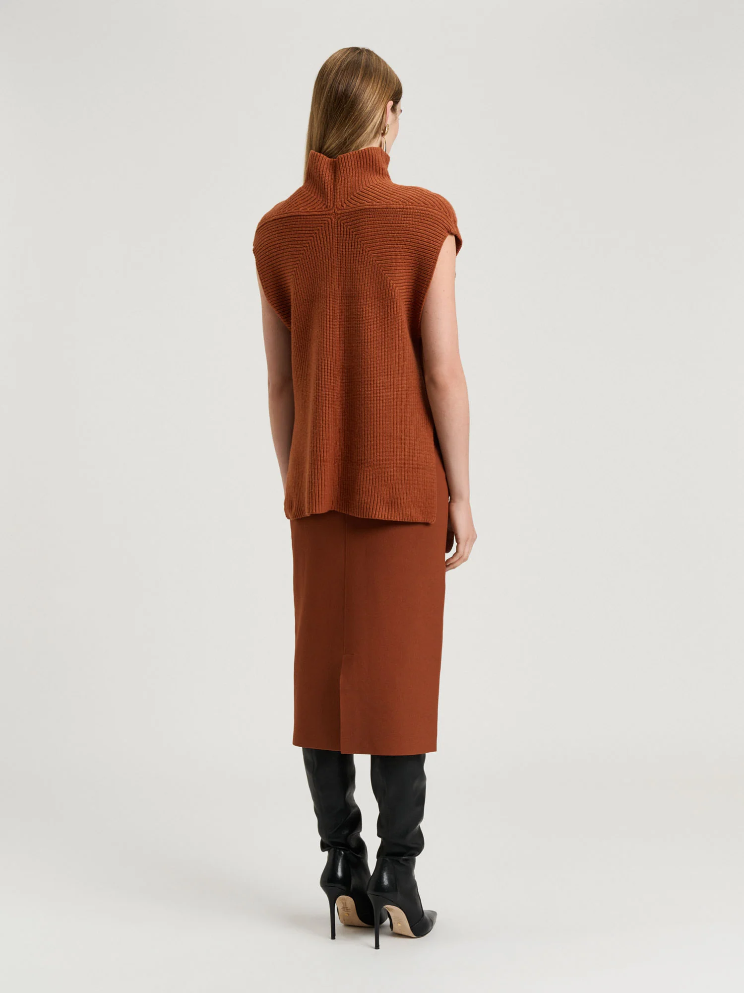 CHUNKY RIBBED KNIT VEST - Image 4