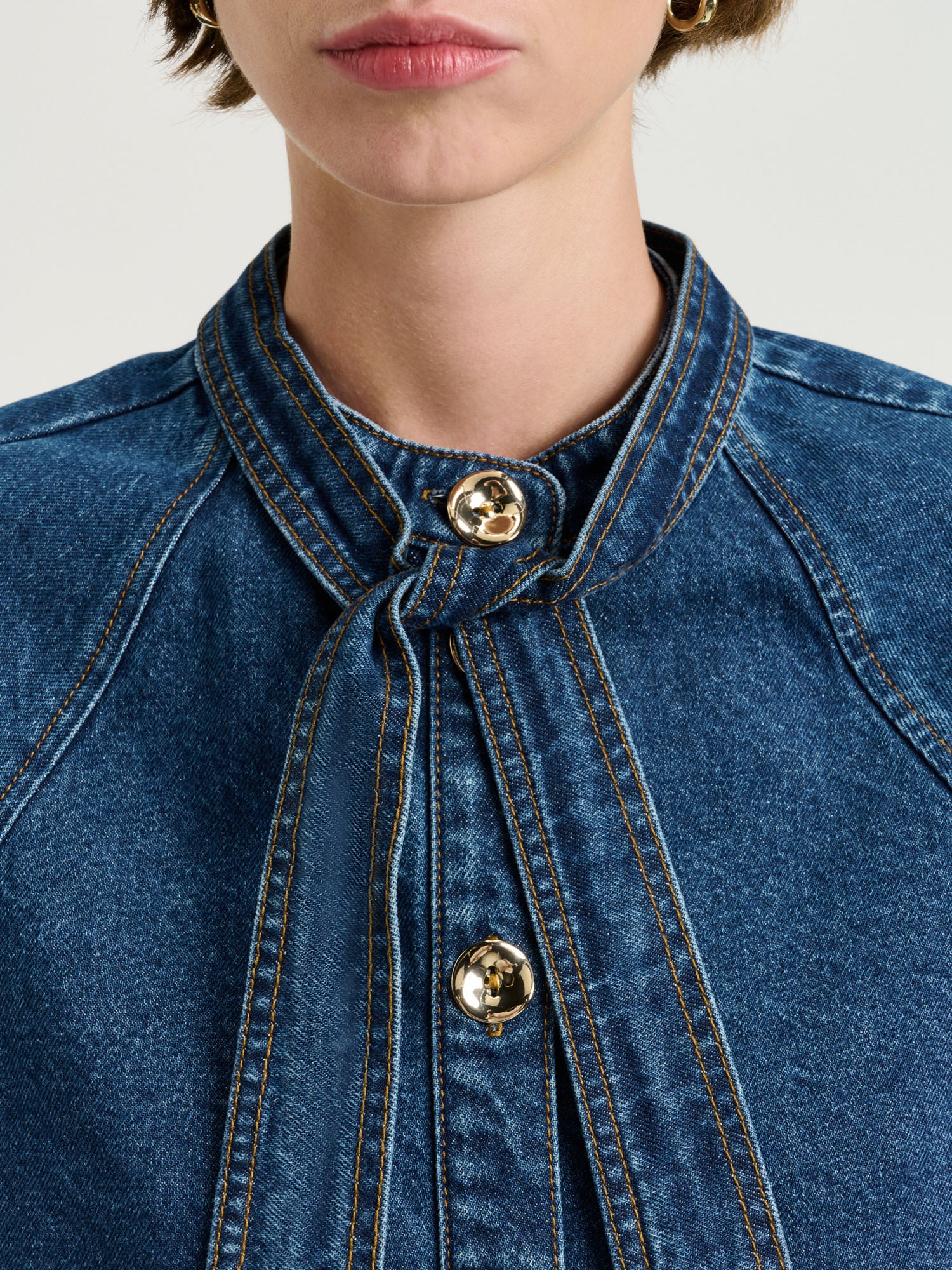 COTTON DENIM TIE NECK SHIRT - Image 5