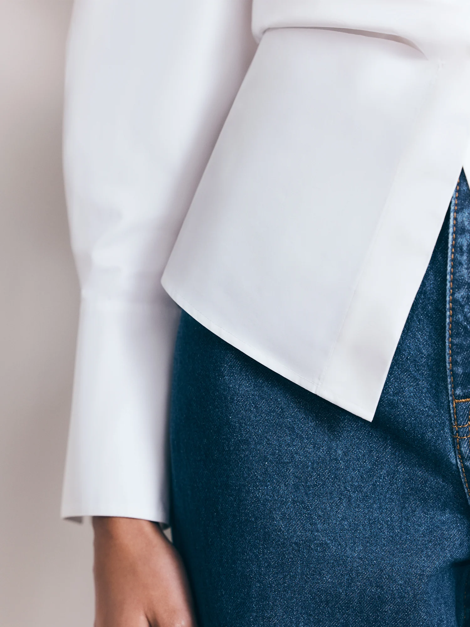 COTTON SATEEN COCOON BACK SHIRT - Image 10