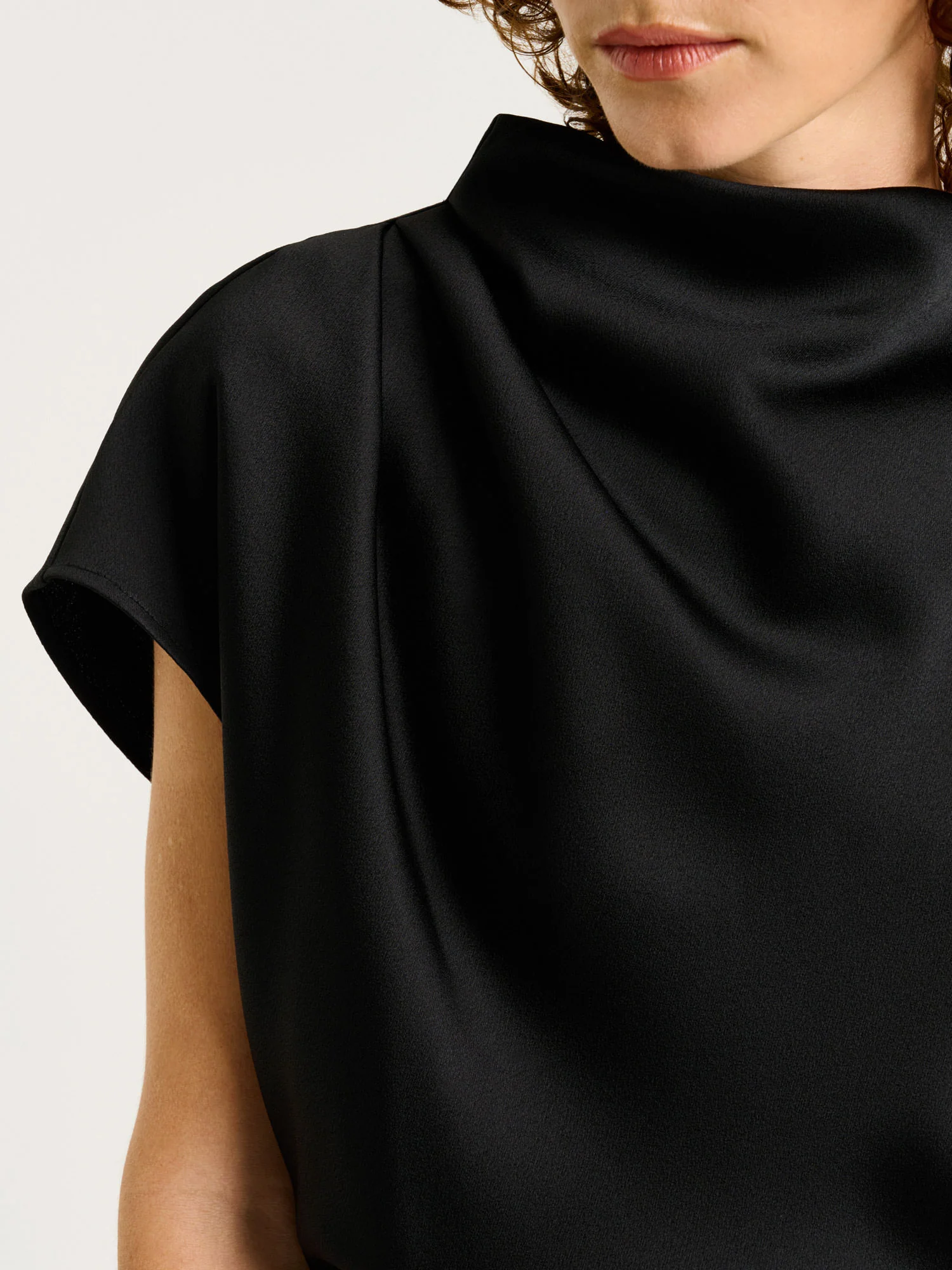 CREPE BACK SATIN DRAPE NECK TOP - Image 4