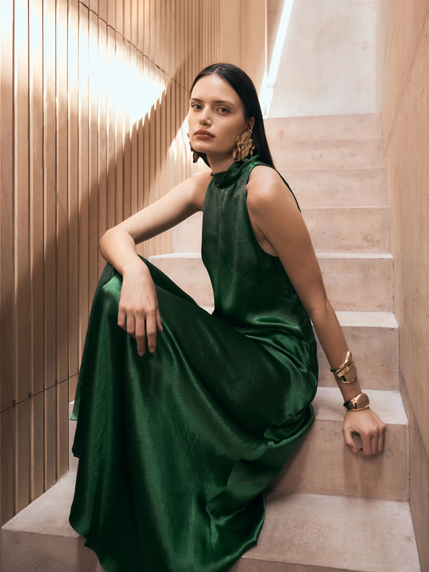 CRUSHED ACETATE TRAPEZE DRESS - Image 11
