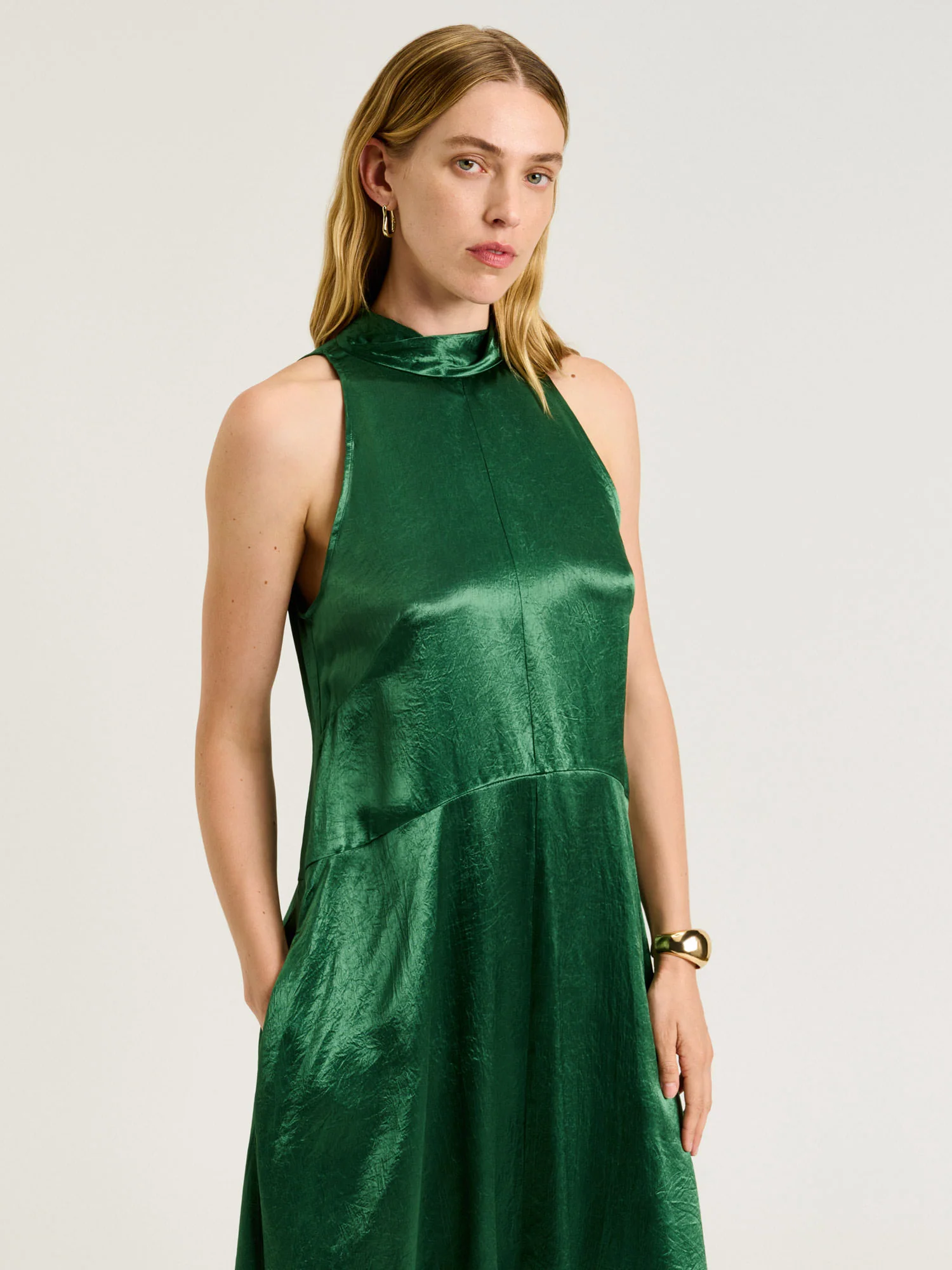 CRUSHED ACETATE TRAPEZE DRESS - Image 7