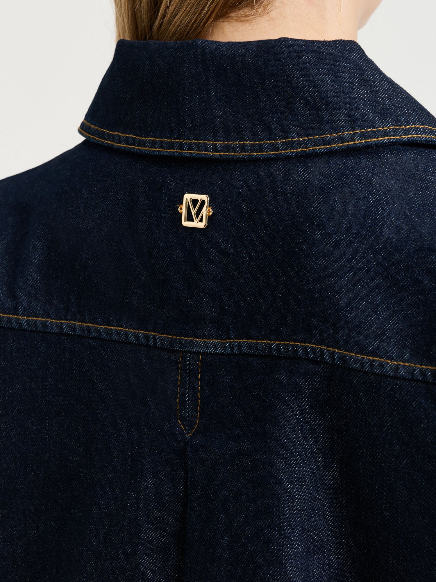 DARK INDIGO DENIM JACKET - Image 5