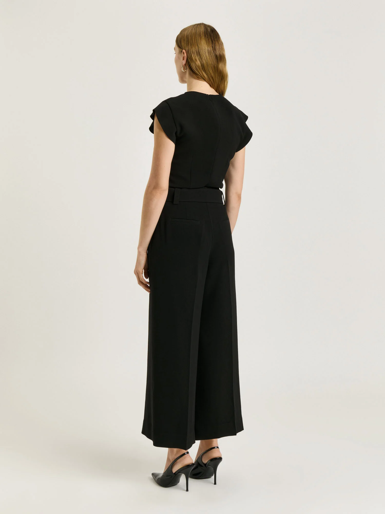 DOUBLE CREPE V NECK TOP - Image 8