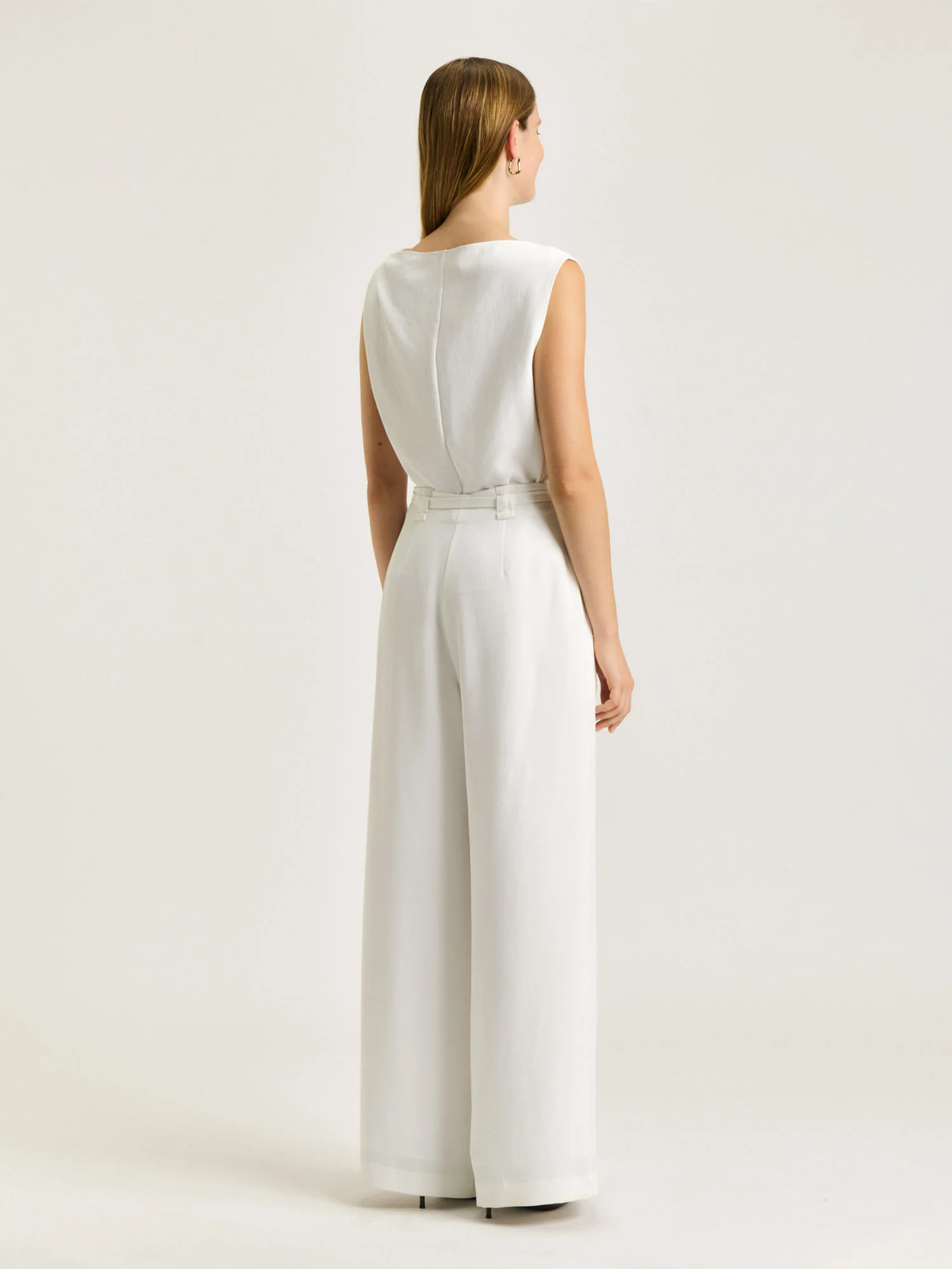 DRAPEY CREPE TWIST SHOULDER TOP - Image 4