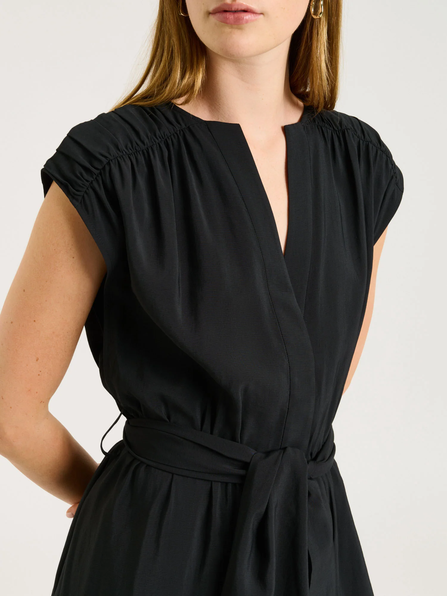 DRAPEY MODAL BLEND GATHERED TIE WAIST DRESS - Image 3
