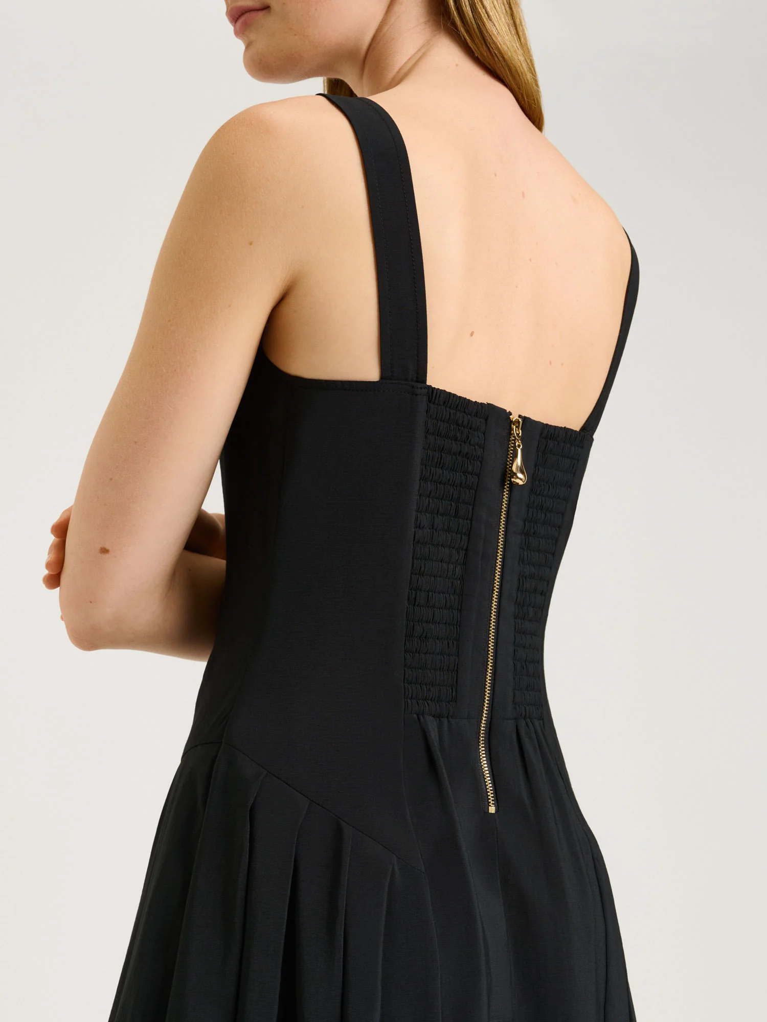 DRAPEY MODAL BLEND V NECK MIDI DRESS - Image 5