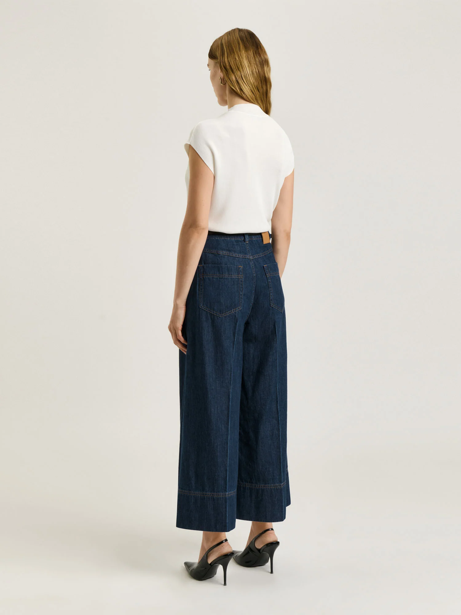 DROP SHOULDER FUNNEL NECK KNIT - Image 3