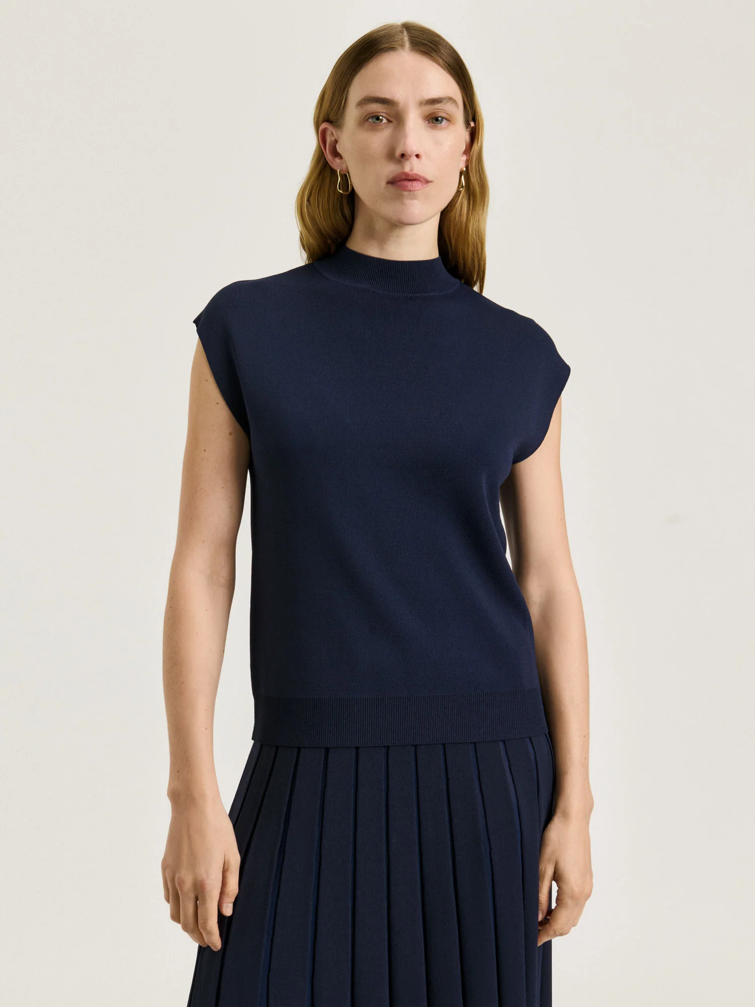 DROP SHOULDER FUNNEL NECK KNIT - Image 6