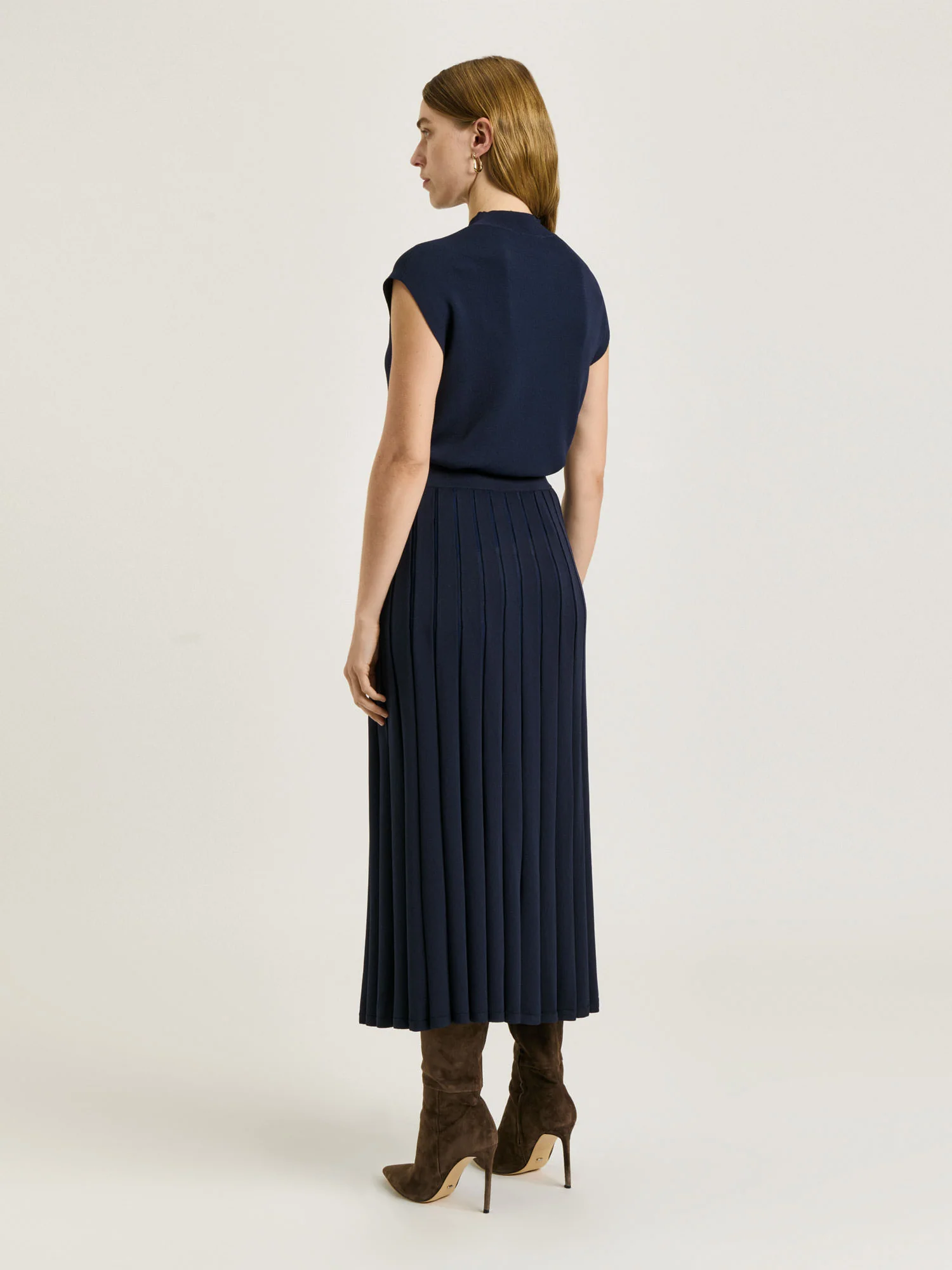 DROP SHOULDER FUNNEL NECK KNIT - Image 7