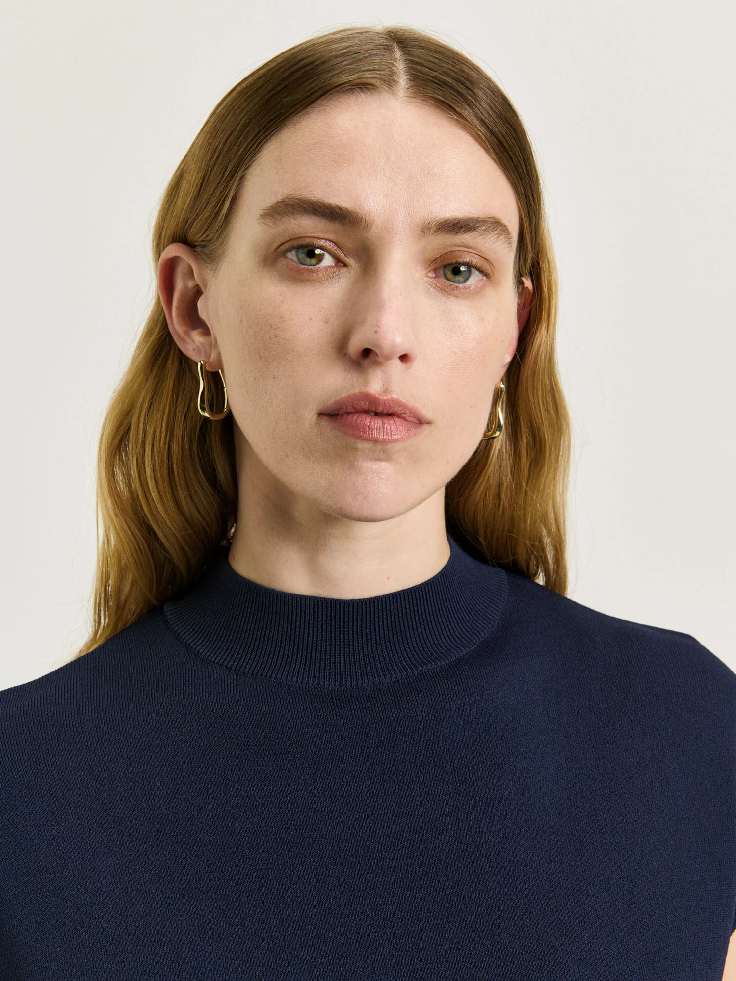 DROP SHOULDER FUNNEL NECK KNIT - Image 8