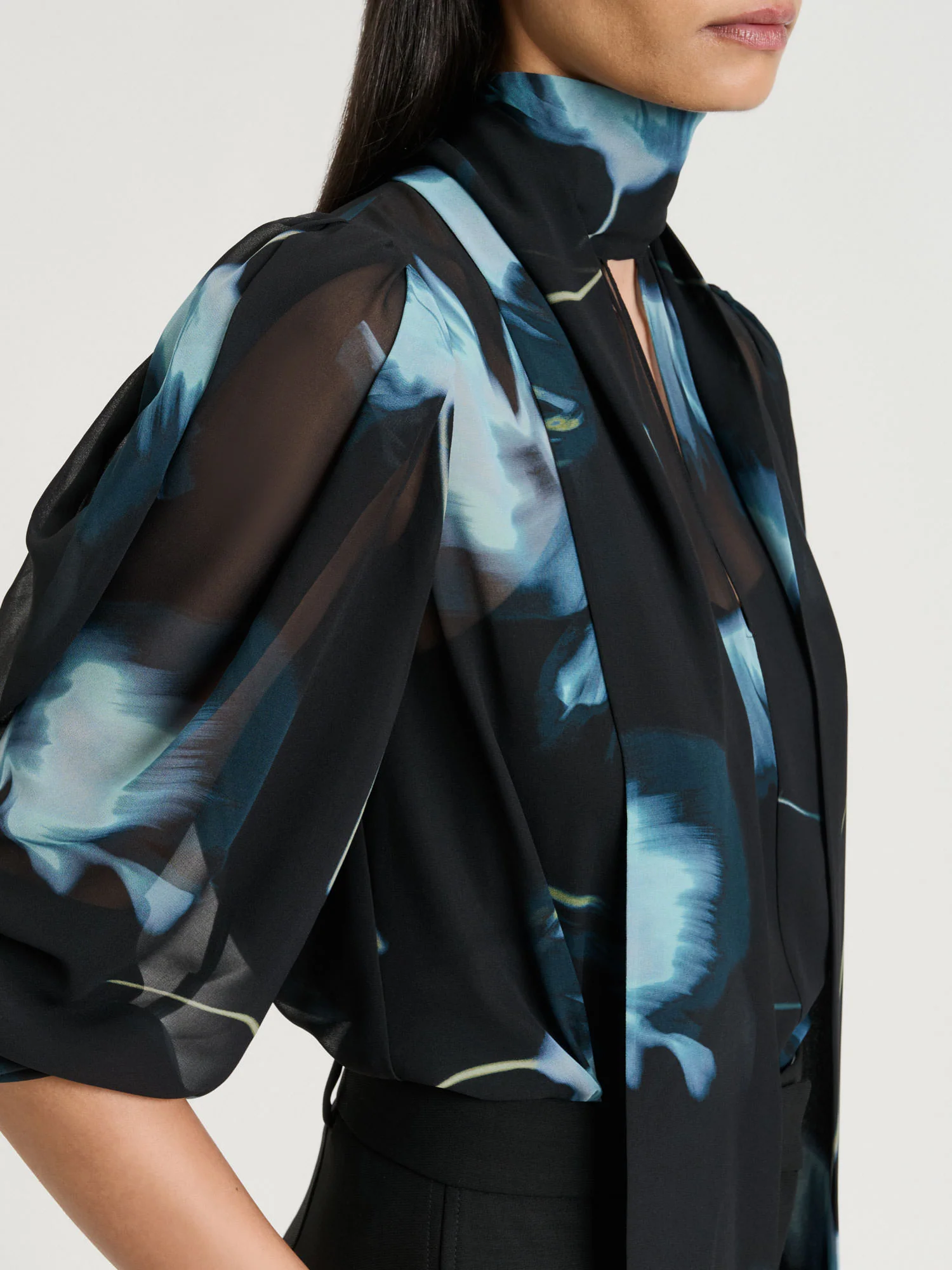 DUSK POPPIES GEORGETTE TIE BLOUSE - Image 3