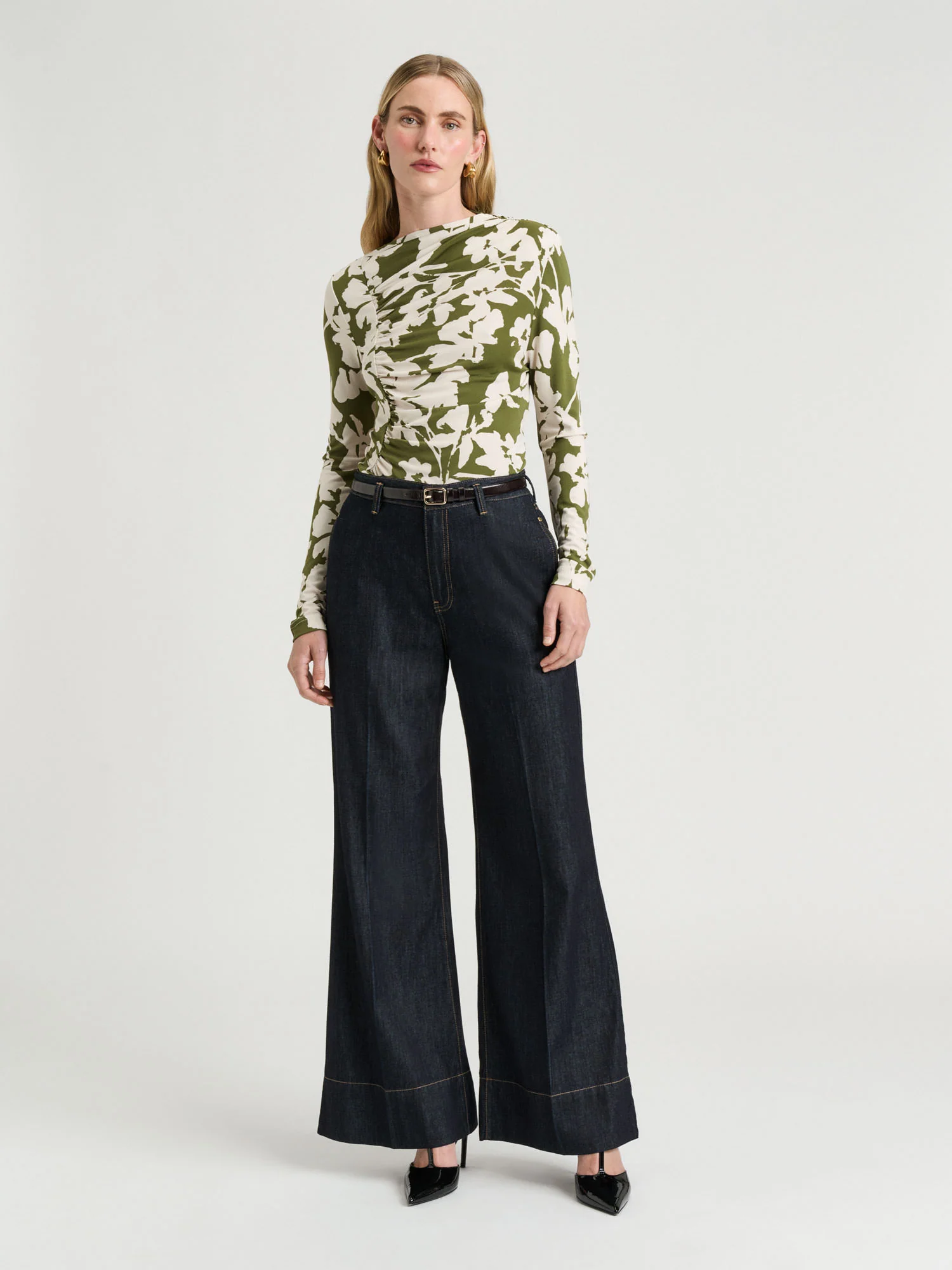 ETCHED FLORAL DRAPEY JERSEY CREPE TOP