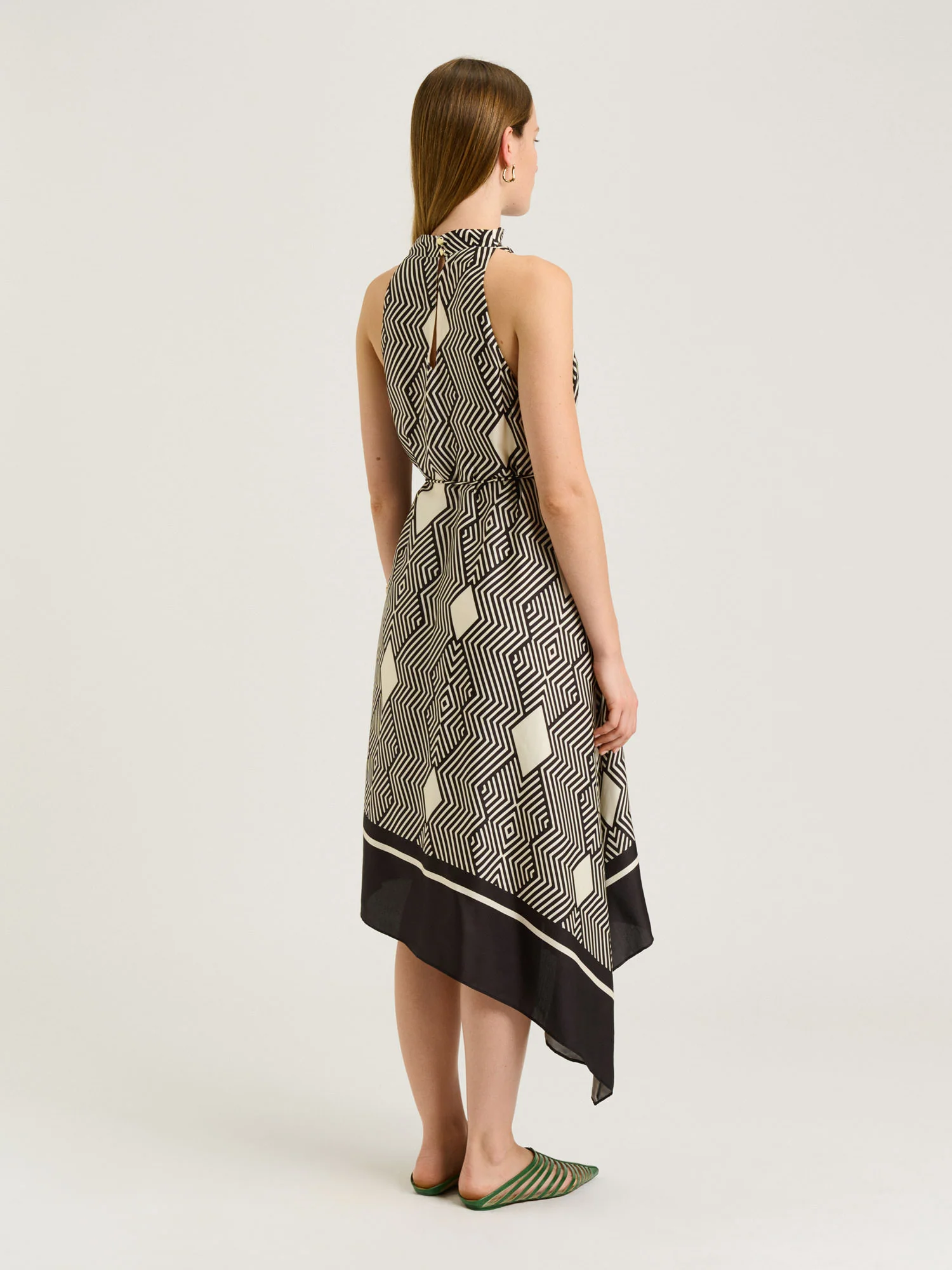 GEO TILE BORDER ASYMMETRIC DRESS - Image 5