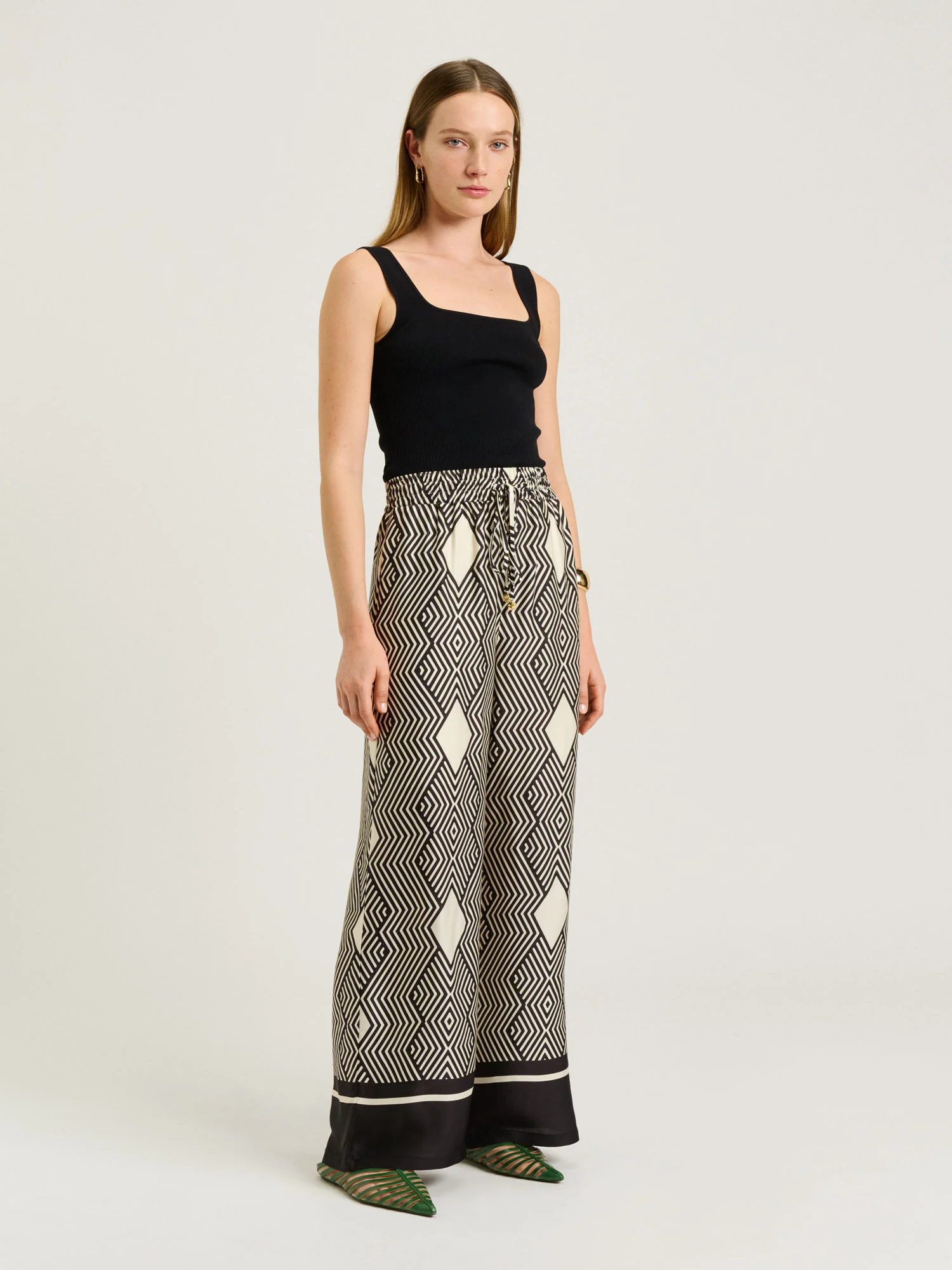 GEO TILE BORDER WIDE LEG PANT