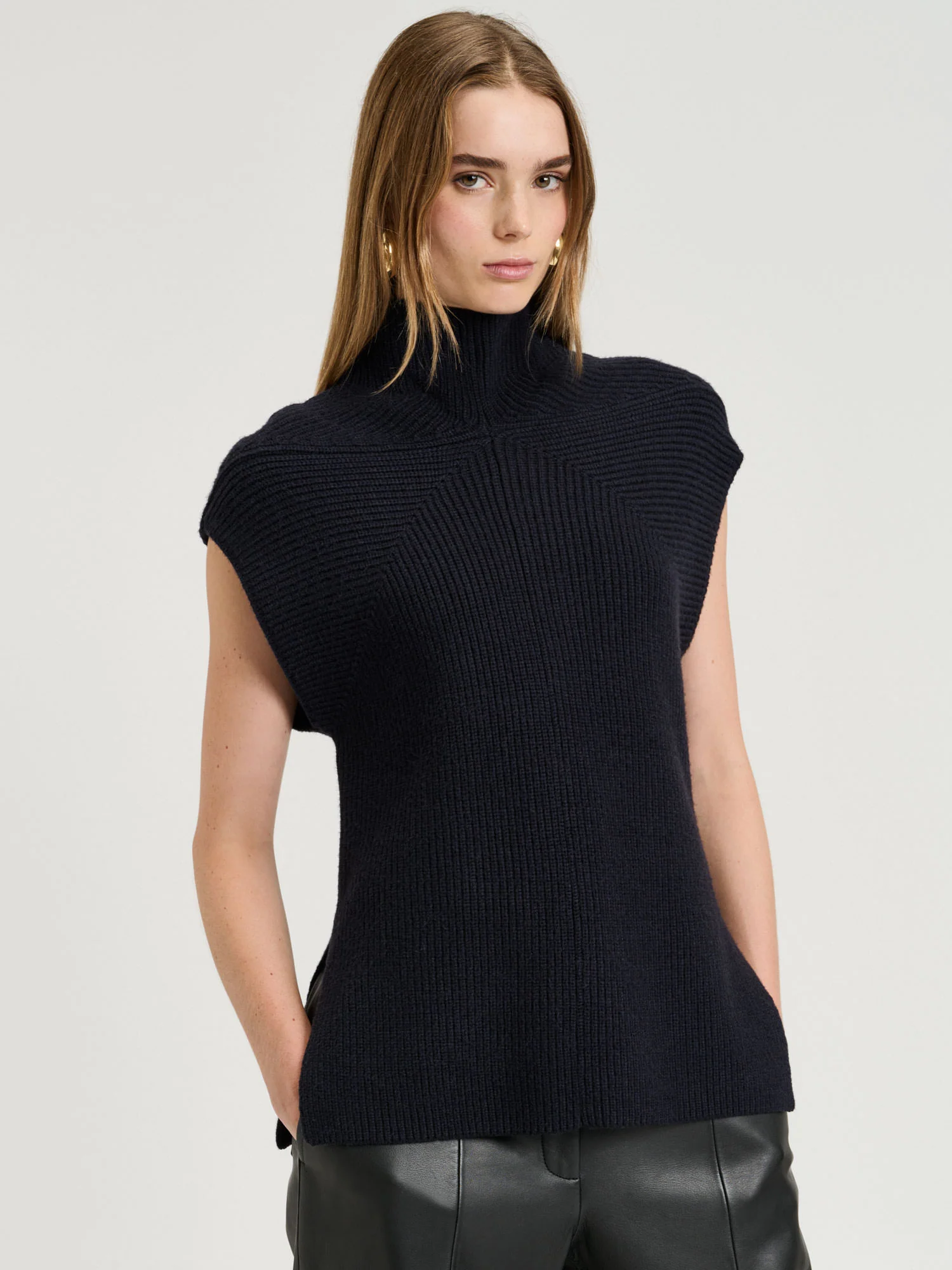 INK CHUNKY RIBBED KNIT VEST - Image 3