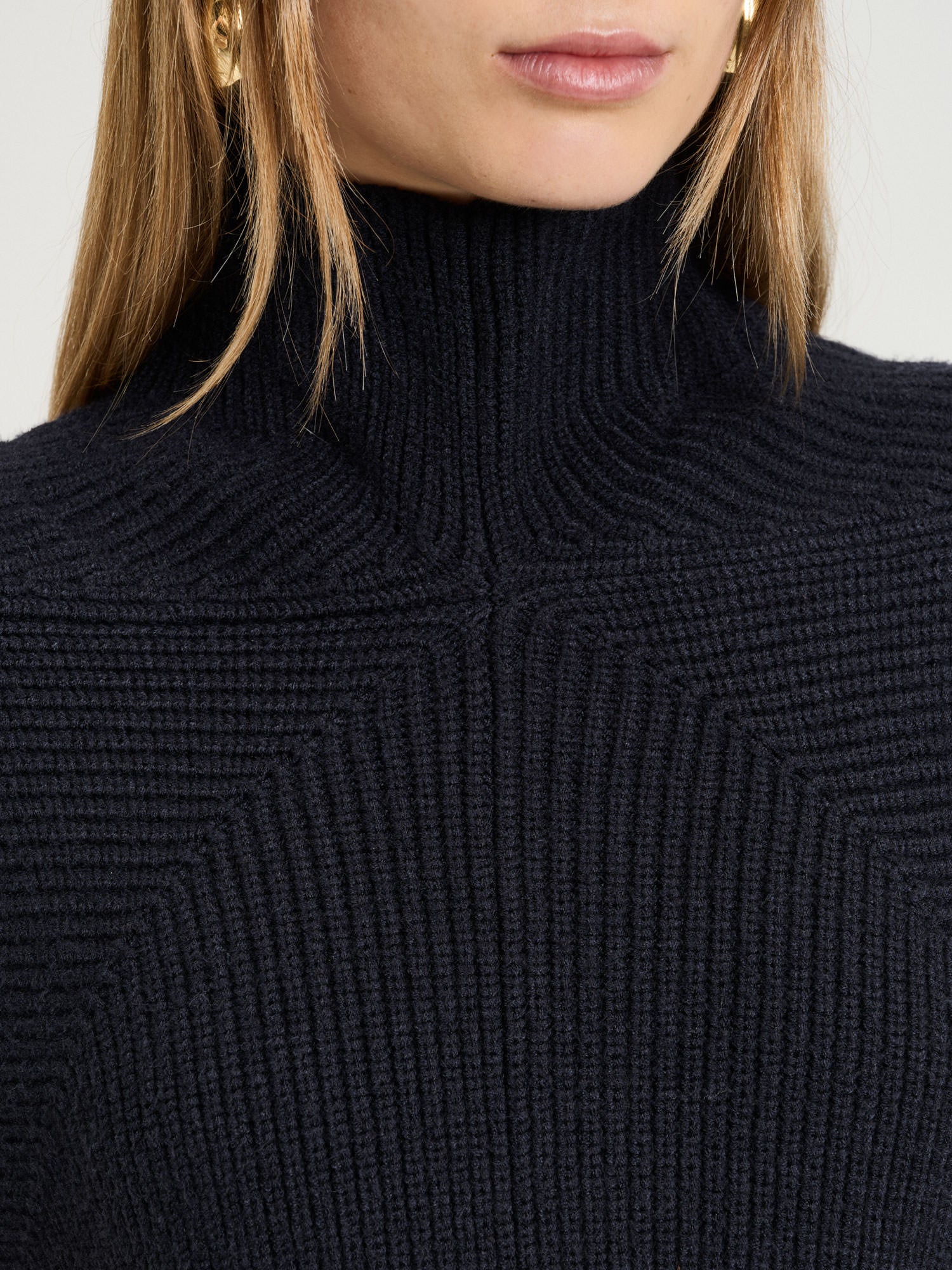 INK CHUNKY RIBBED KNIT VEST - Image 4