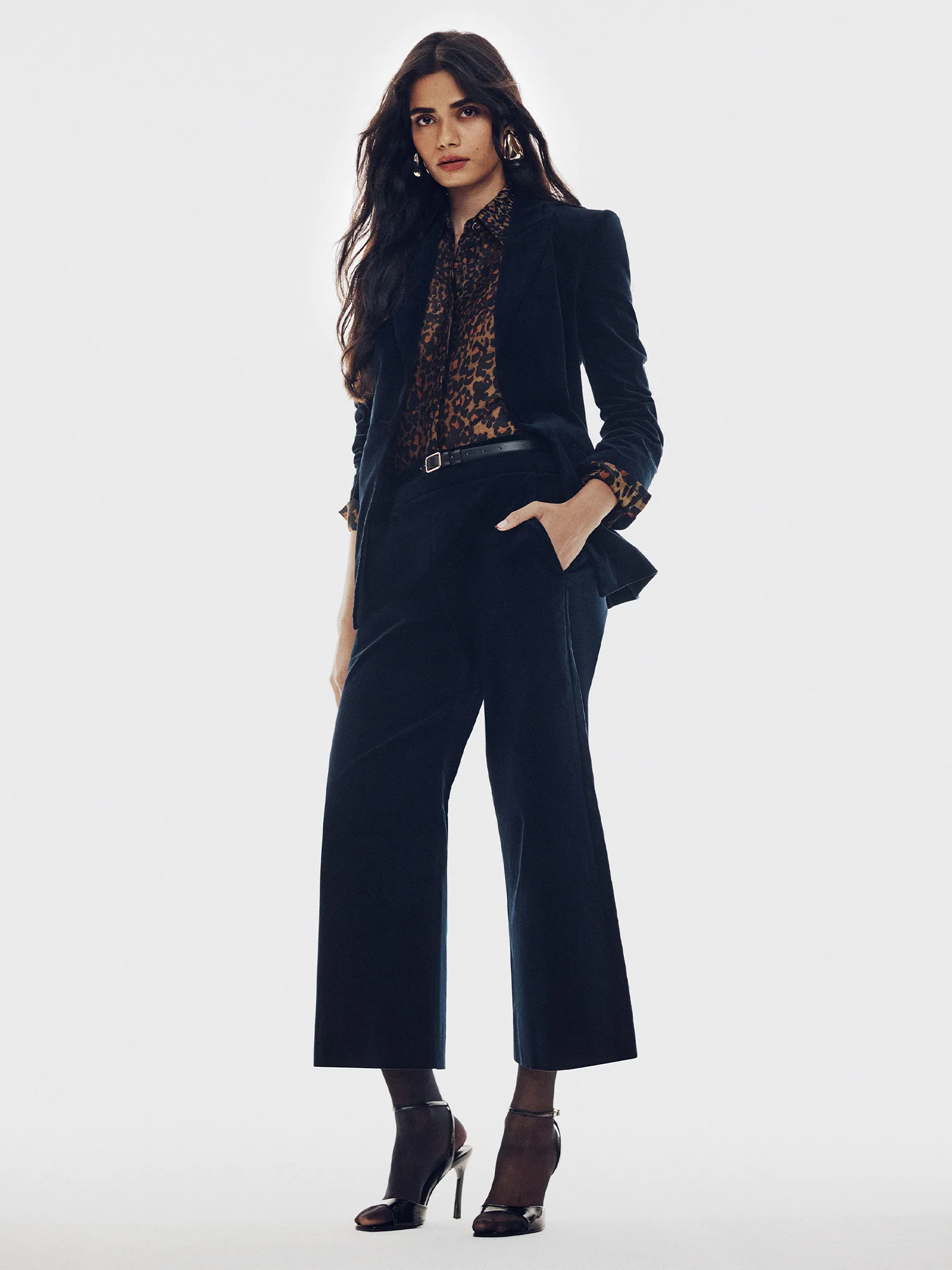 INK STRETCH VELVET FLARED PANT - Image 6