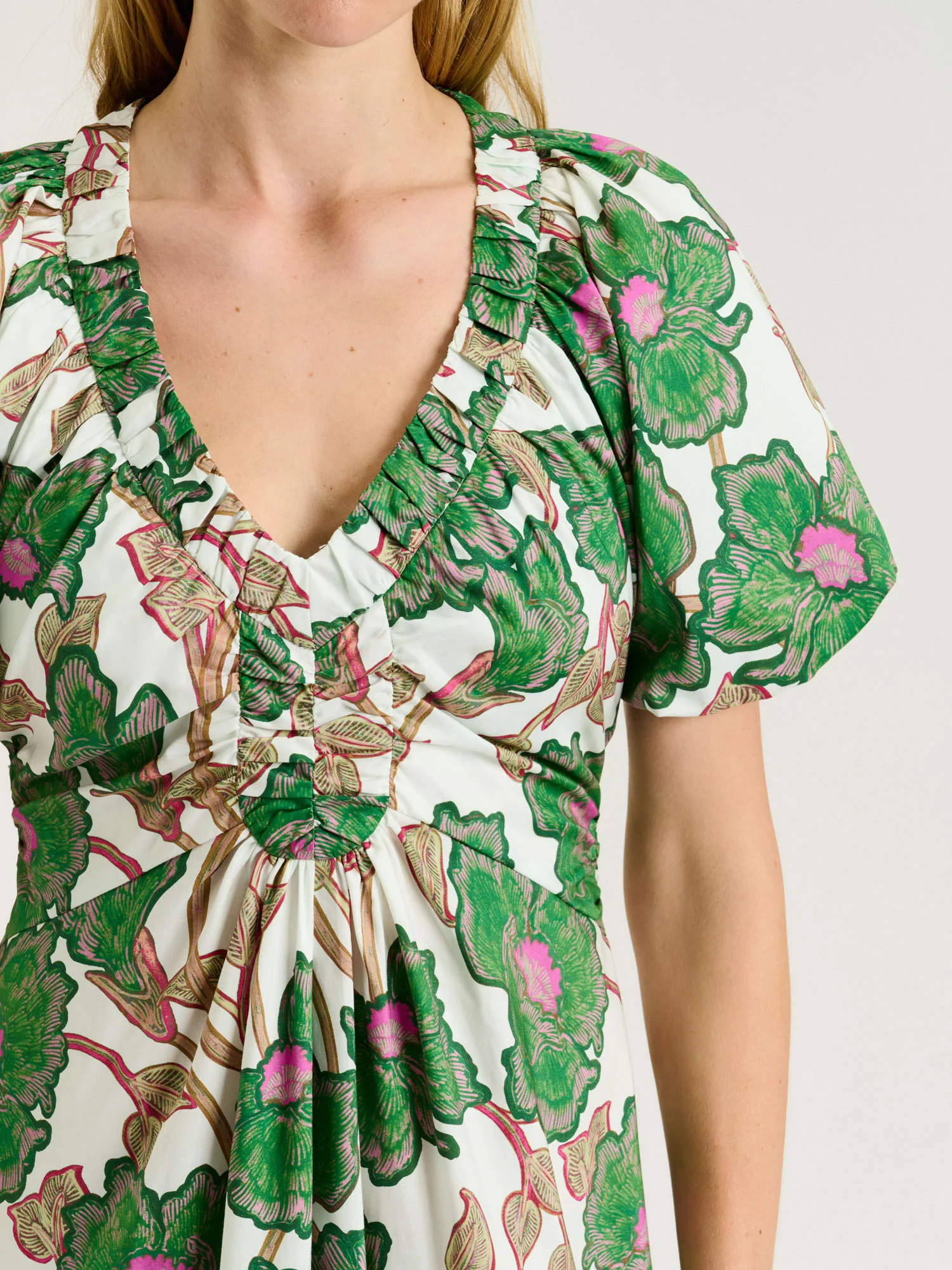 IVORY BATIK BLOOM GATHERED V NECK DRESS - Image 3