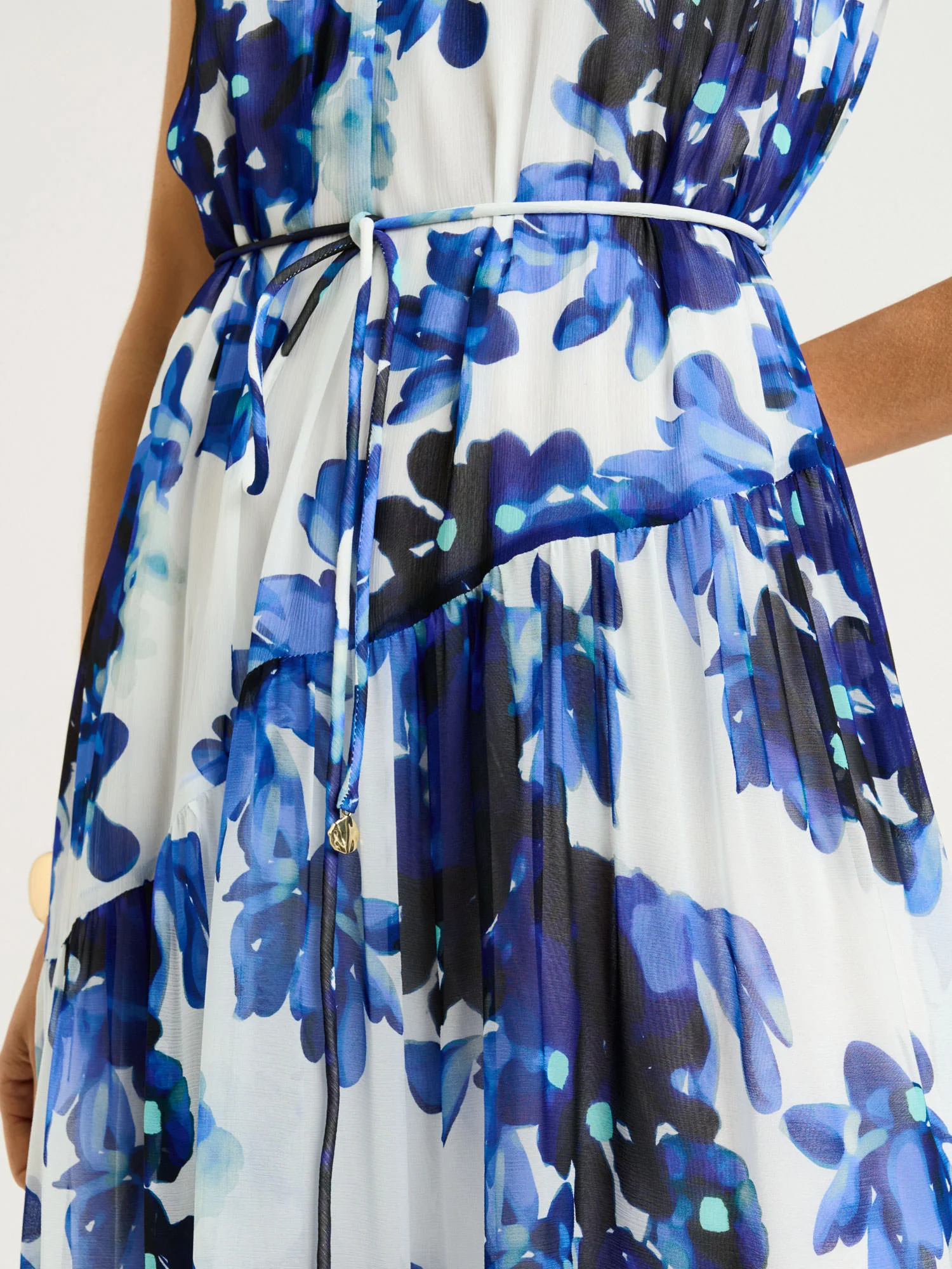 IVORY CLIMBING VINE MAXI DRESS - Image 4