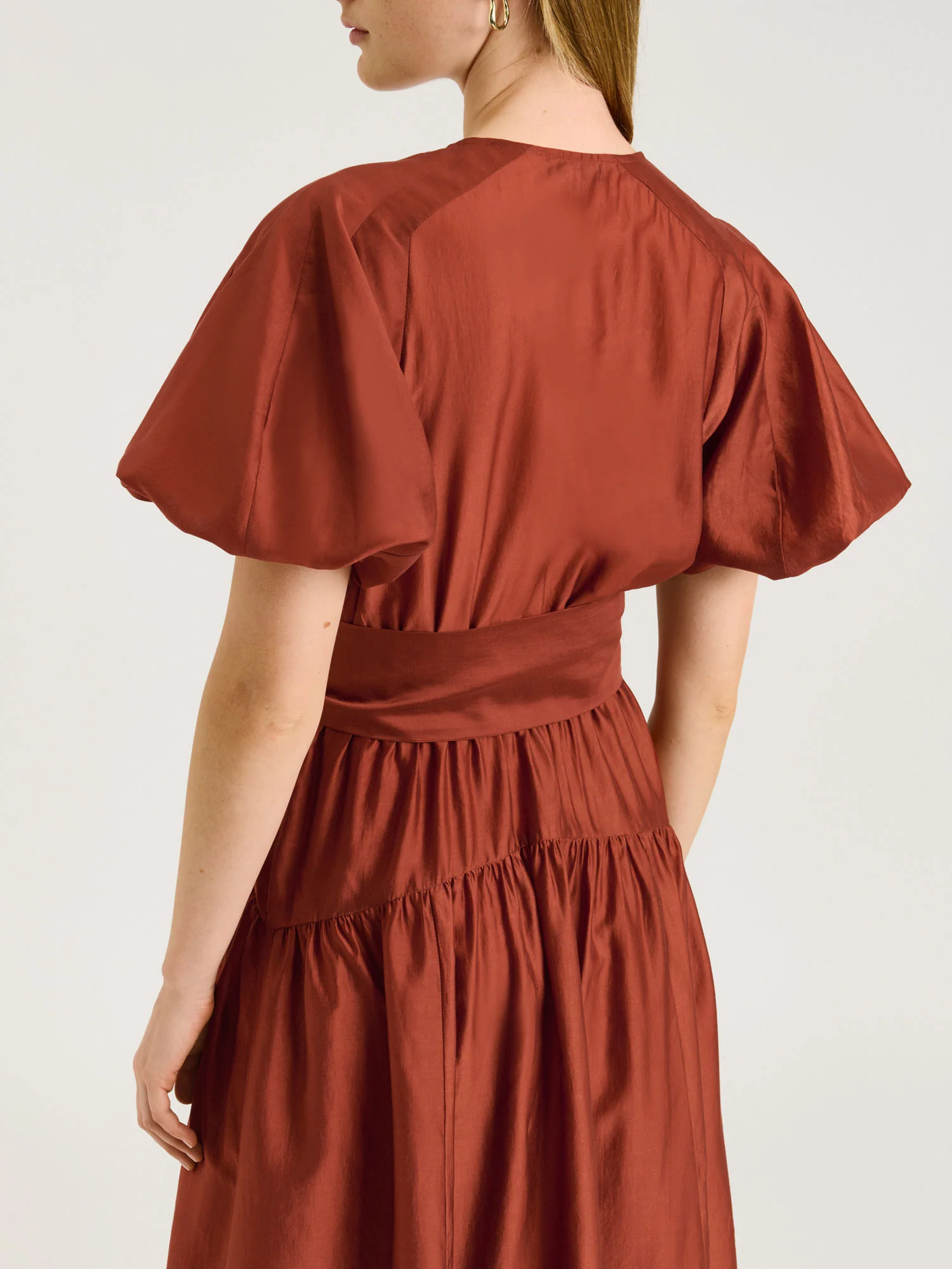 LIGHT LYOCELL BLEND BLOUSON SLEEVE MIDI DRESS - Image 4
