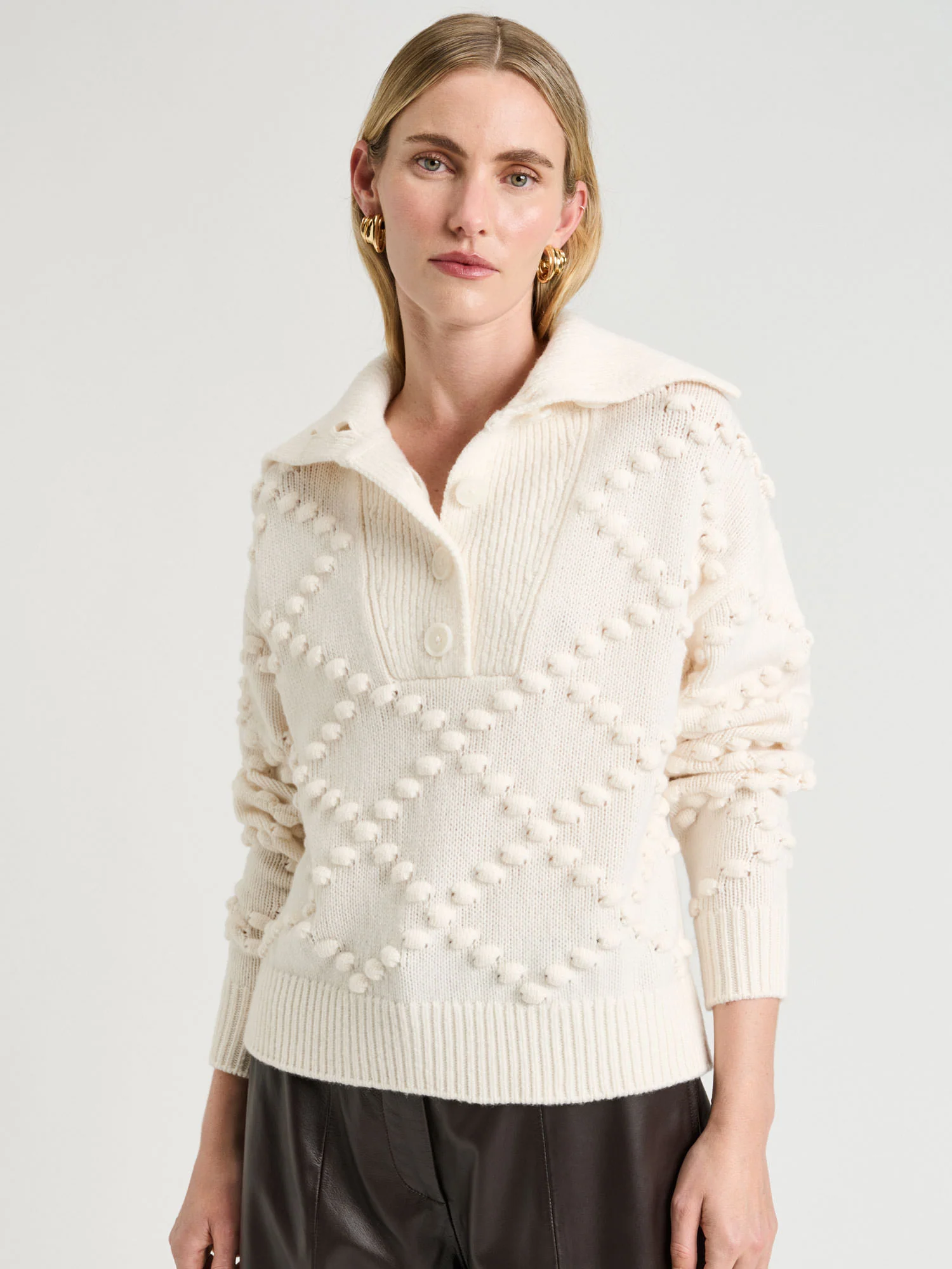 MERINO CHUNKY BOBBLE COLLARED SWEATER