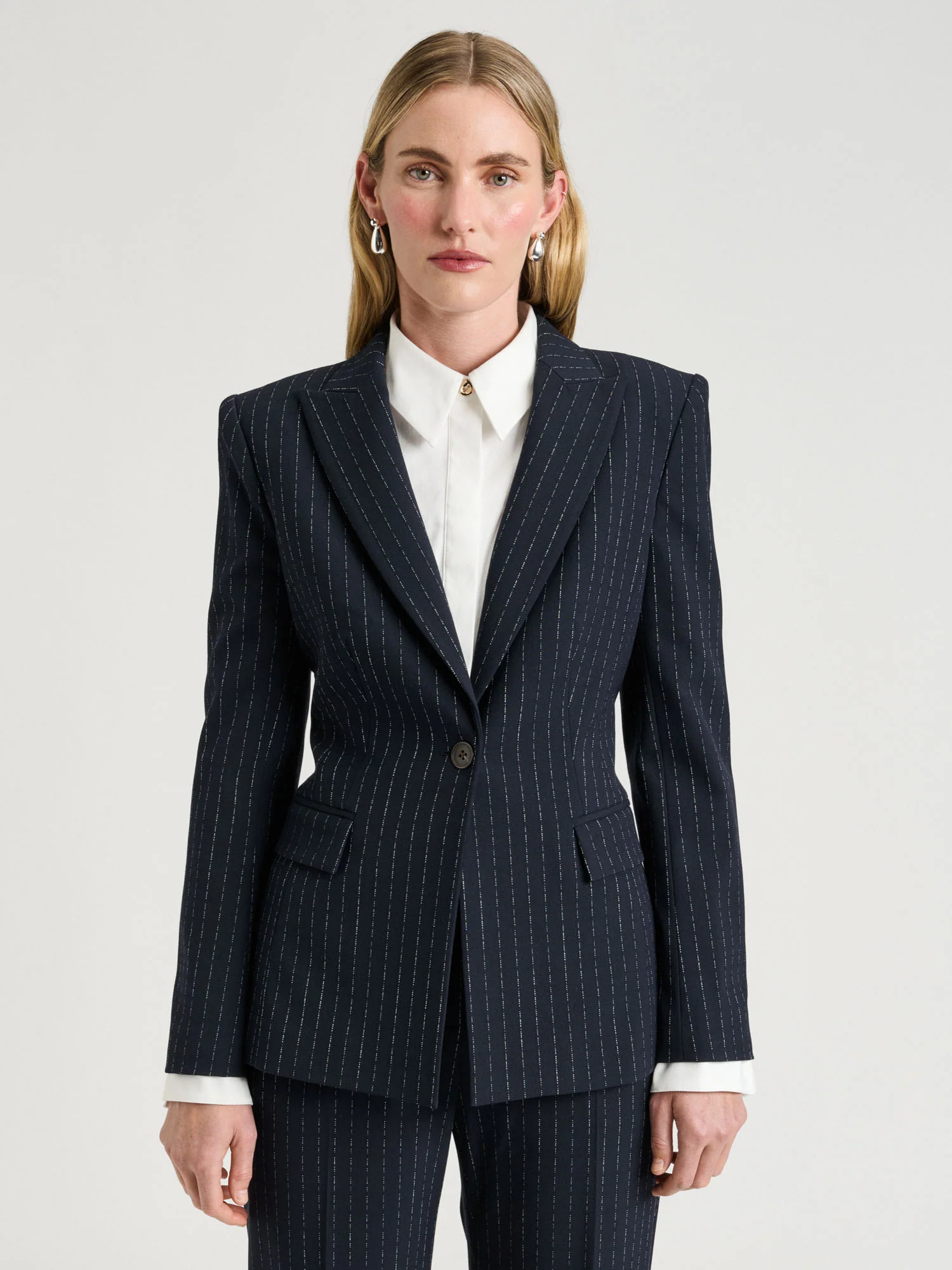 NAVY PINSTRIPE FITTED BLAZER