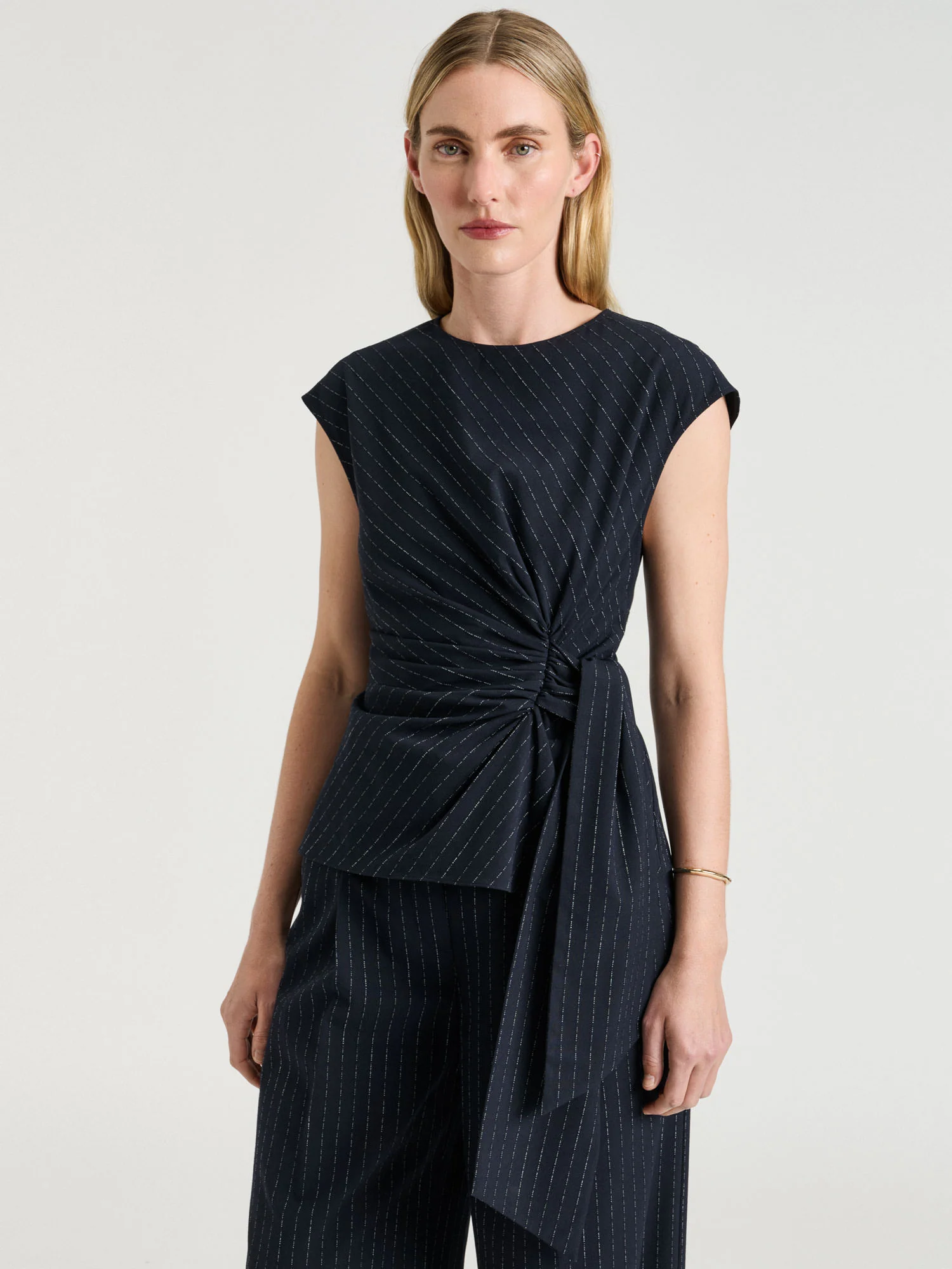NAVY PINSTRIPE TWIST TOP