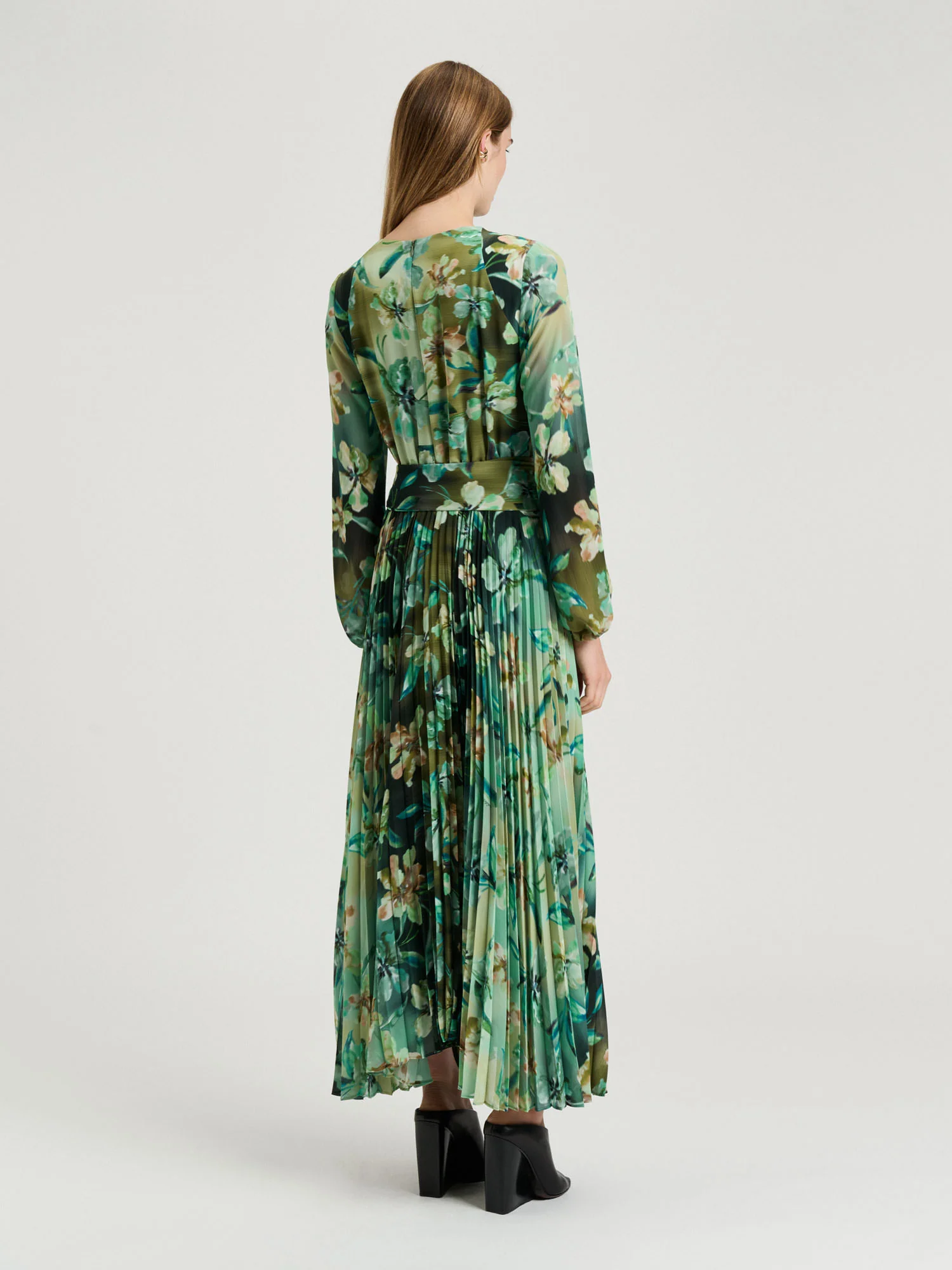 OPALESQUE FLORAL GEORGETTE PLEATED DRESS - Image 4