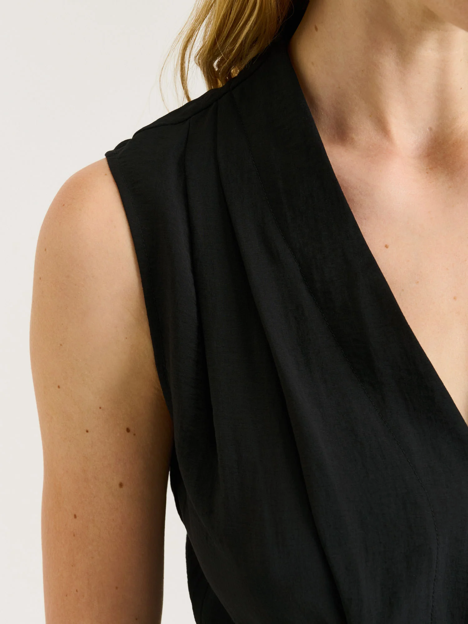 RAYON BLEND BELTED JUMPSUIT - Image 4