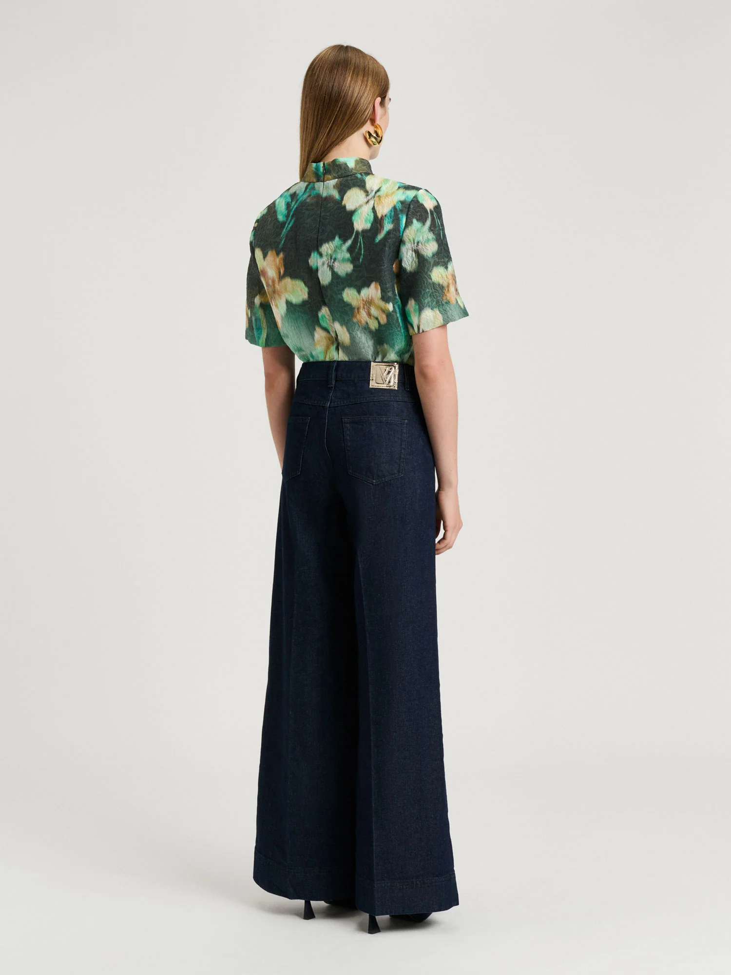 SILK BLEND FLORAL TOP - Image 5