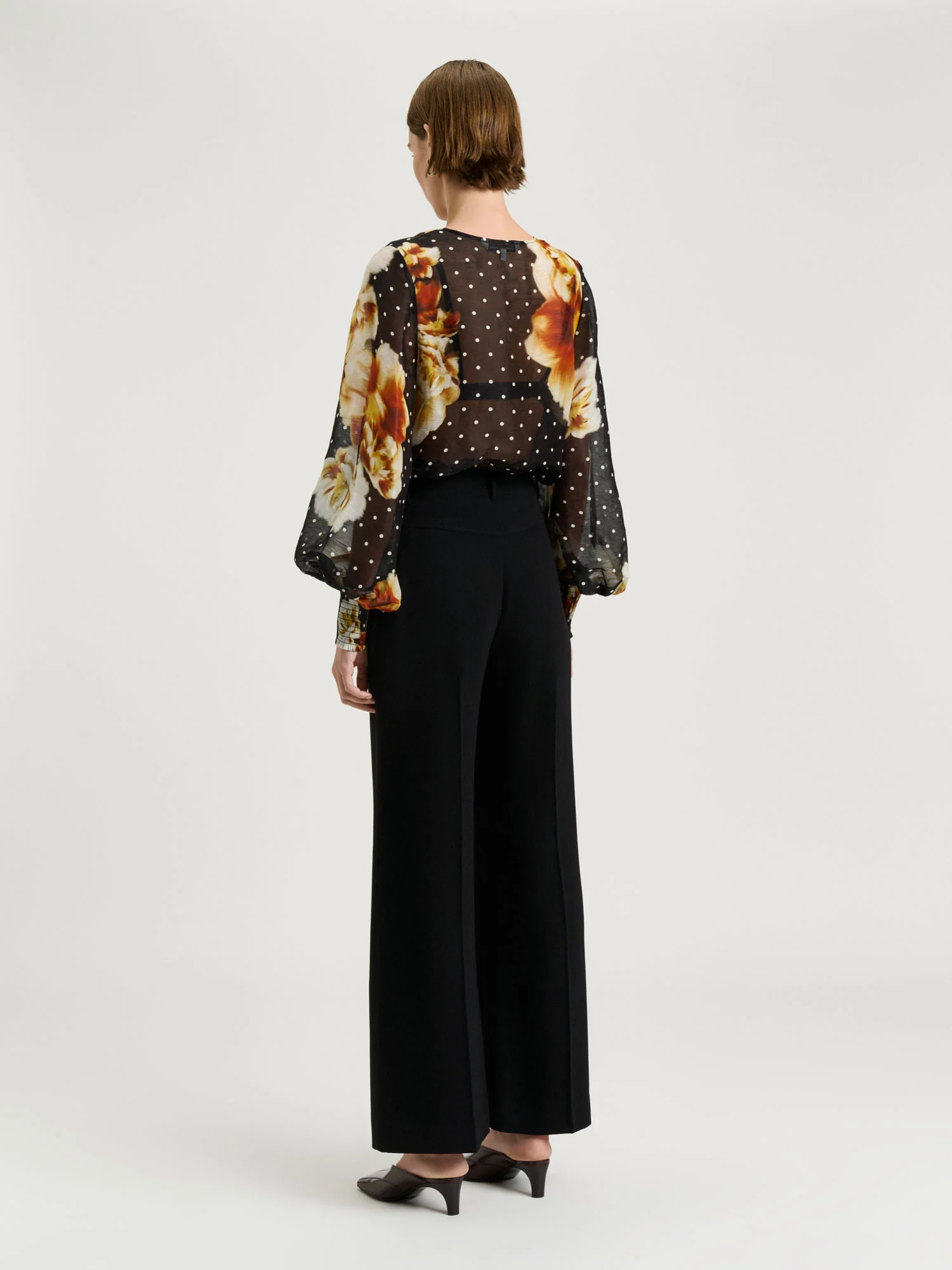 SPOT FLORAL LINEN SILK BLOUSE - Image 4