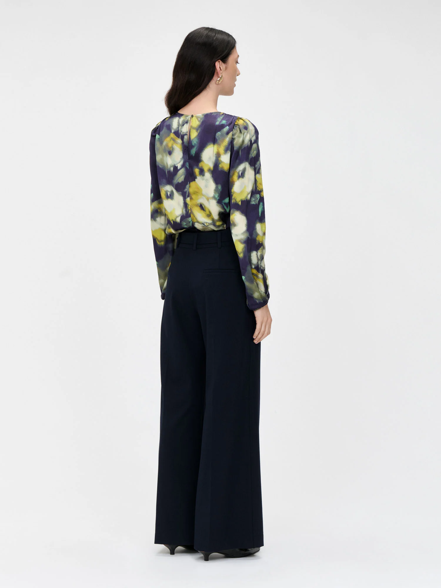 STRETCH SUITING BELTED FLARED PANT - Image 3