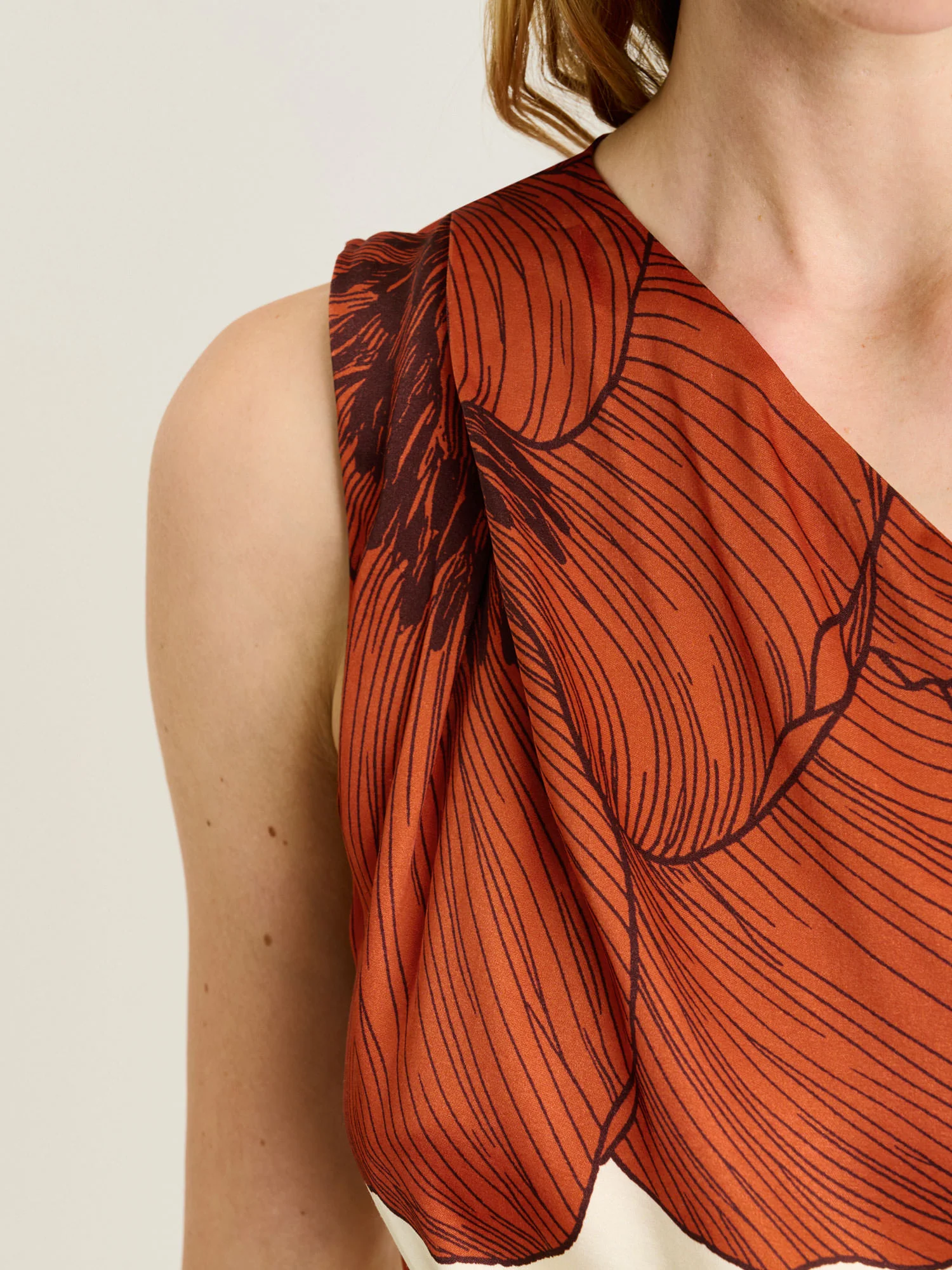 TERRACOTTA POPPY ASYMMETRIC MAXI DRESS - Image 3