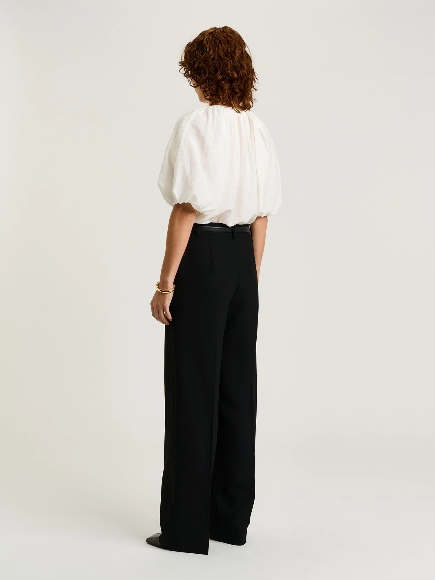 TEXTURED VISCOSE TUCK NECK TOP - Image 4