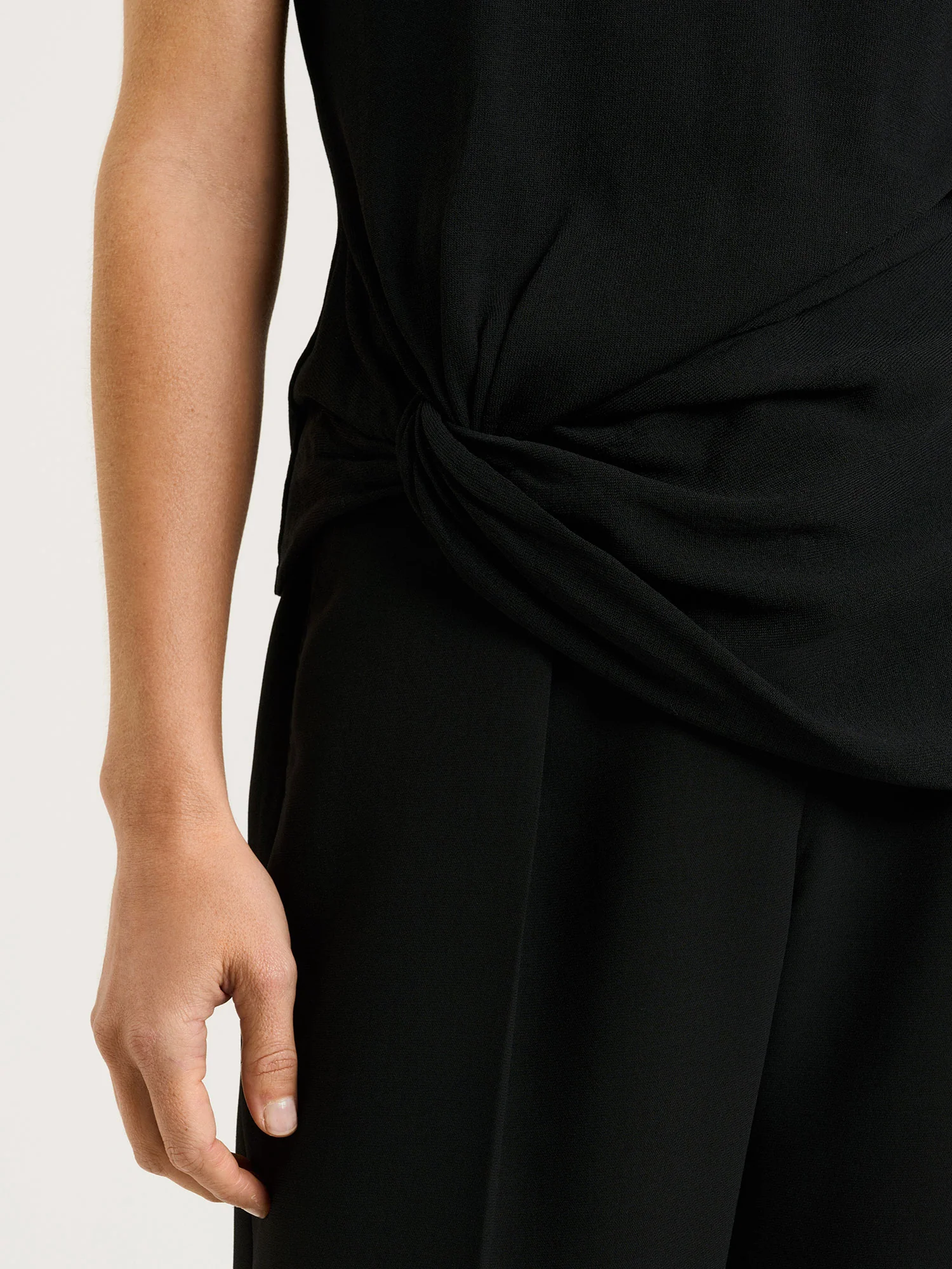 TWIST FRONT KNIT TOP - Image 7