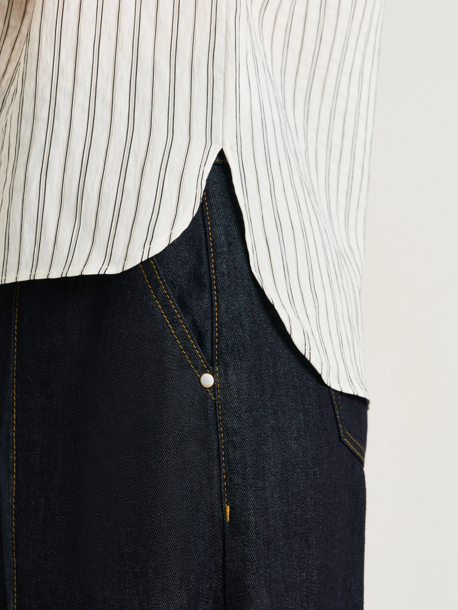DOUBLE PINSTRIPE SHORT SLEEVE SHIRT - Image 3