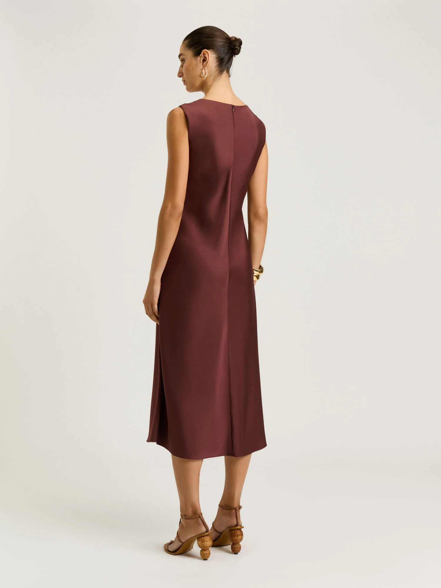 WASHER SATIN GATHERED SHOULDER MIDI DRESS - Image 11
