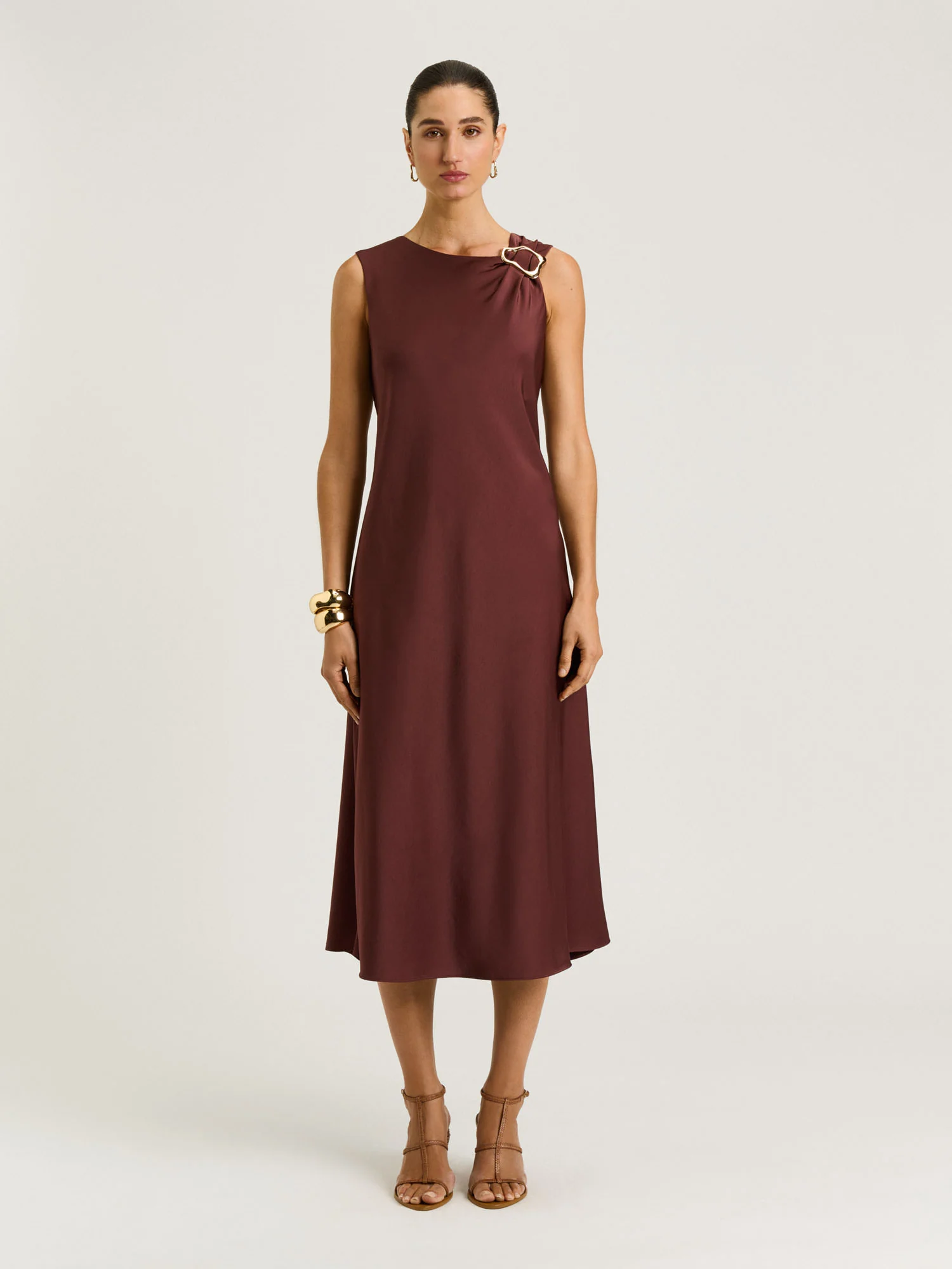 WASHER SATIN GATHERED SHOULDER MIDI DRESS - Image 7