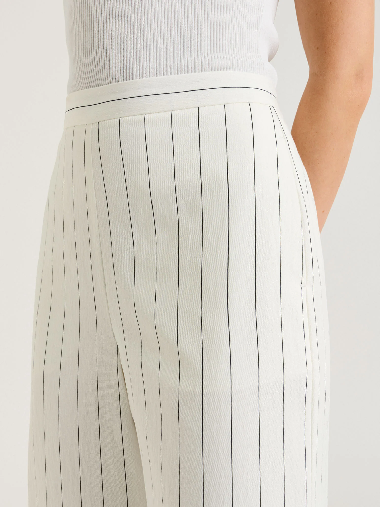 WHITE WIDE PINSTRIPE STRAIGHT LEG PANT - Image 3